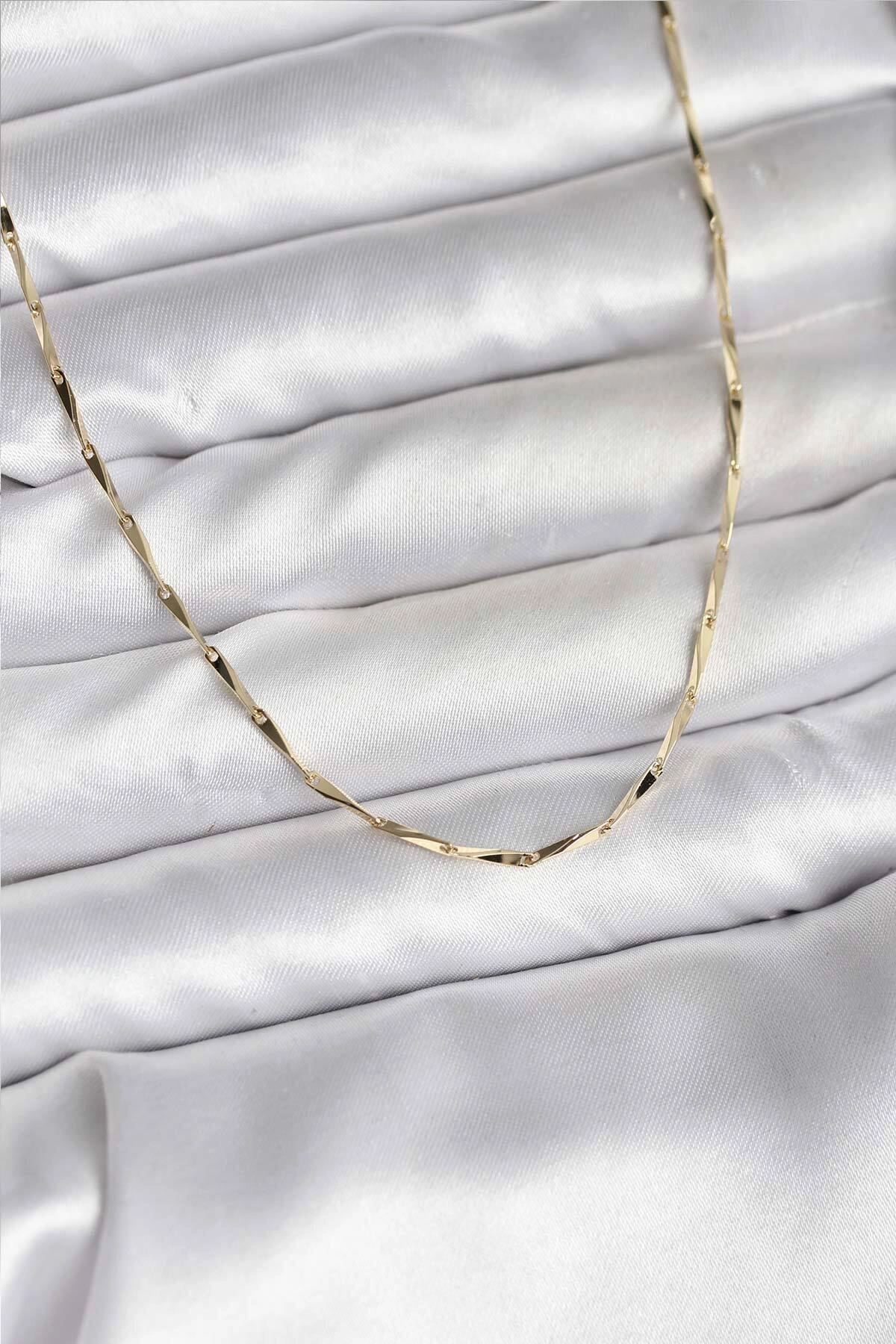 14K Gold Renk Kaplama CM Kadın Kolye-1