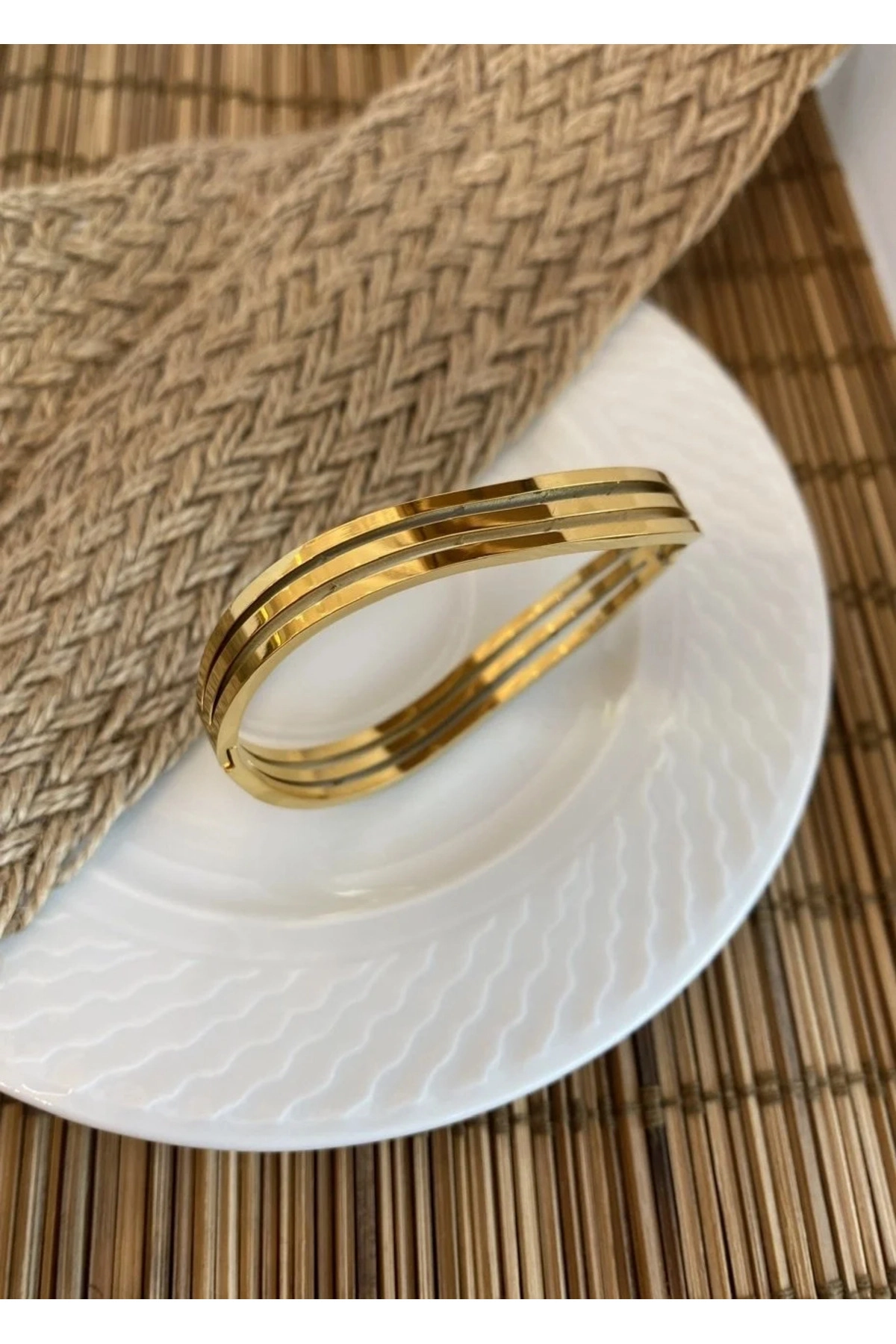 3 Sıra Dalgalı Kaburga Çelik Kelepçe | Gümüş Renk| 316l Çelik - Kararmaz | Hediye Kadın-5