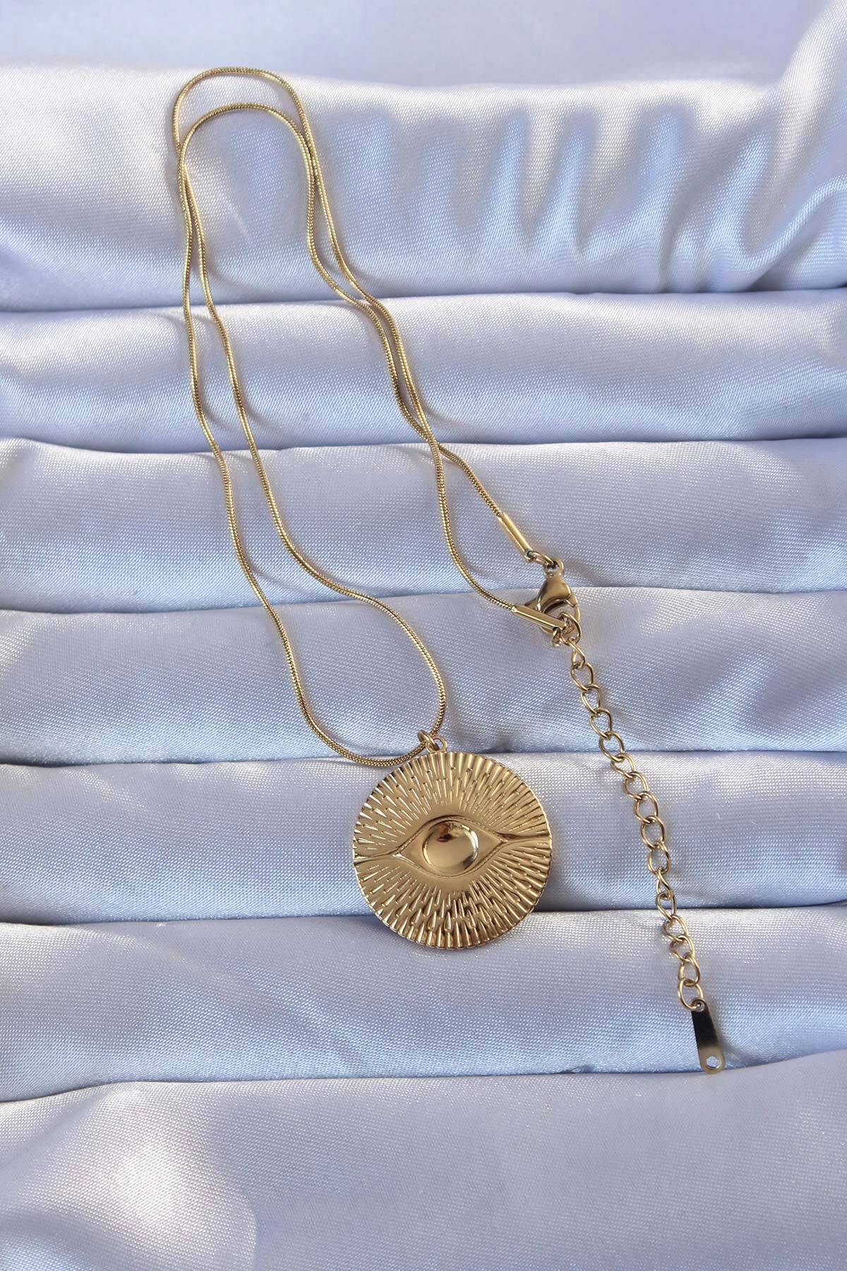 316L Altın Renk İşlemeli Göz Kolye-1