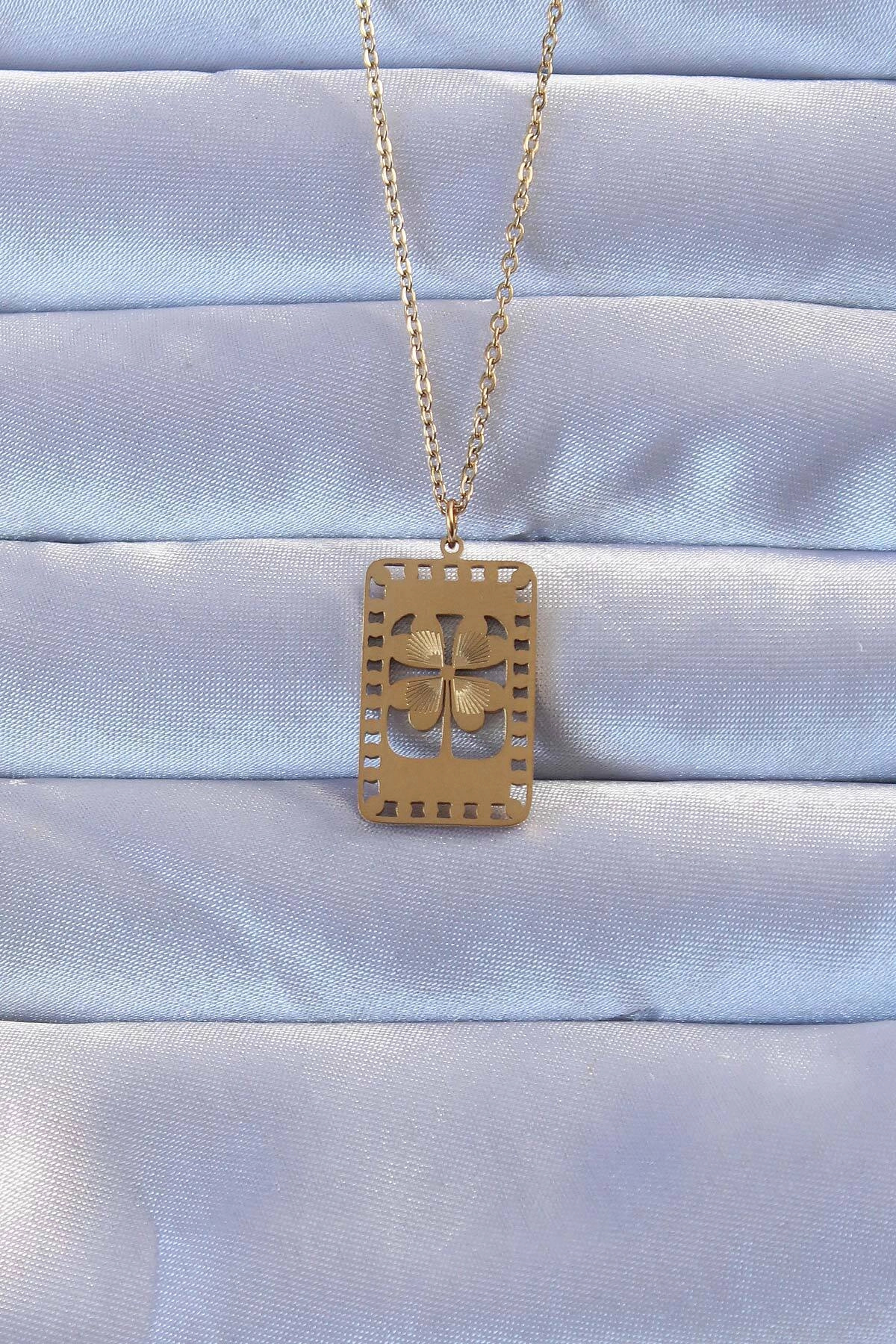 316L Altın Renk İşlemeli Yonca Model Vintage Kolye-0