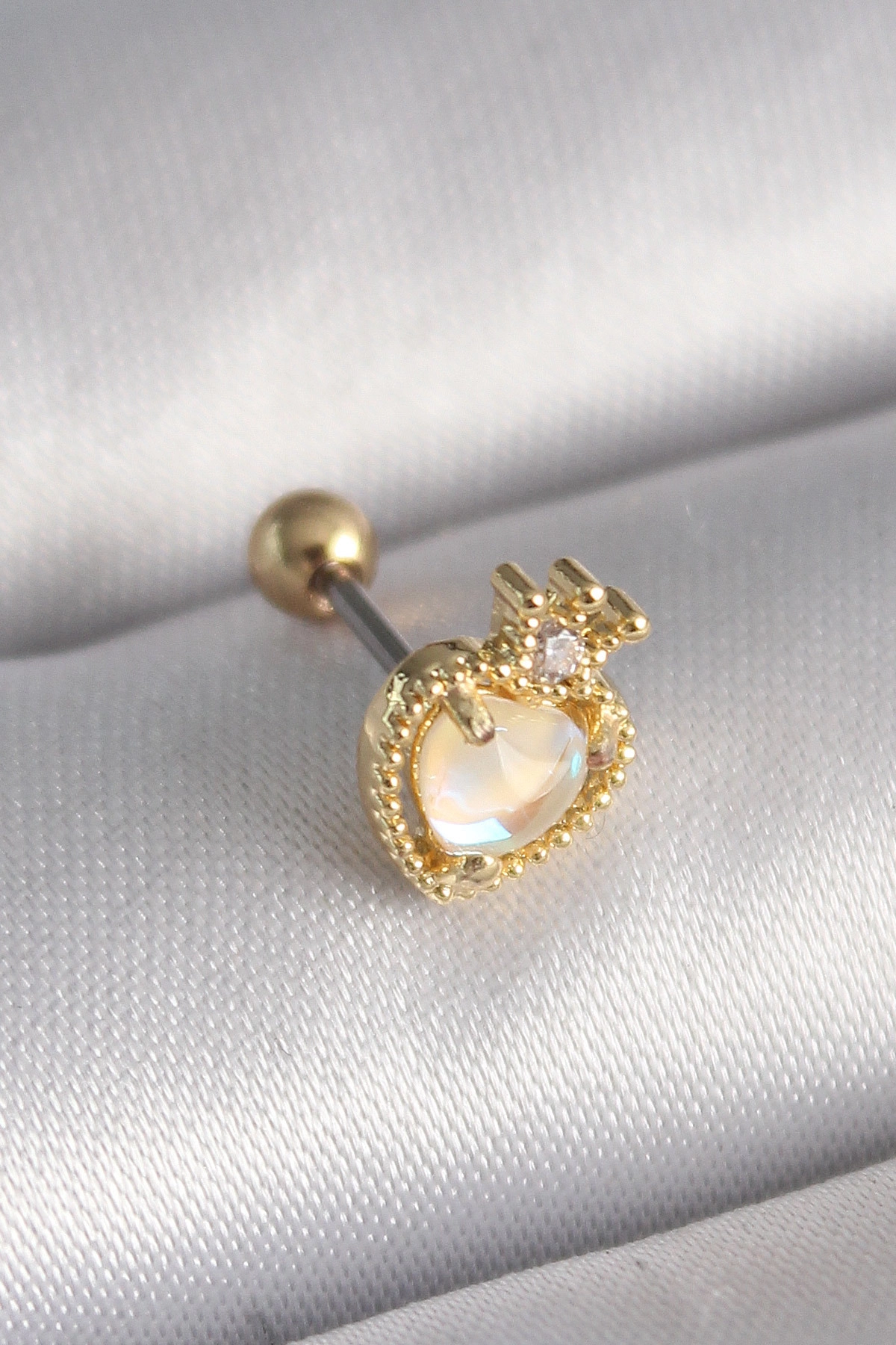 316L Çelik Gold Renk Beyaz Mineli Kalp Zirkon Taş Detaylı Taç Tragus Piercing-0
