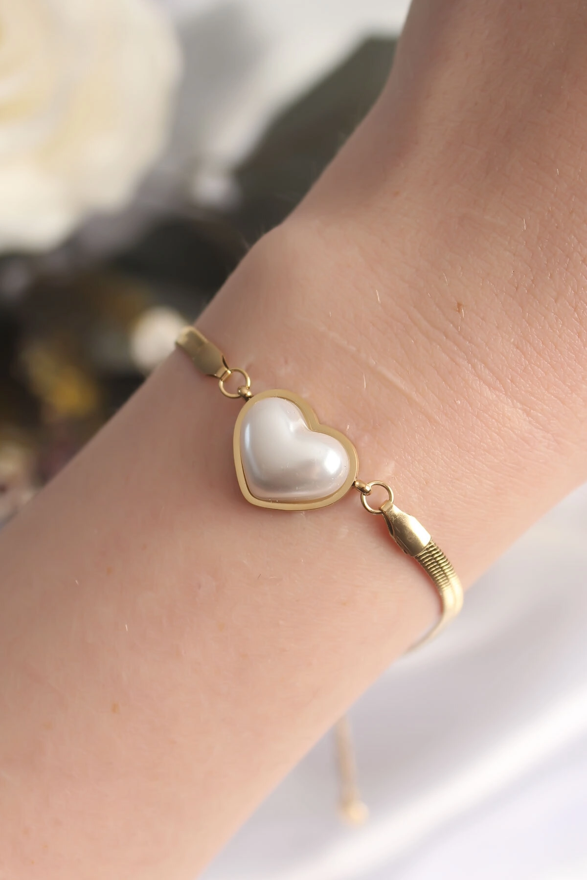 316L Çelik Gold Renk Bombeli Kalp Kadın Bileklik-1