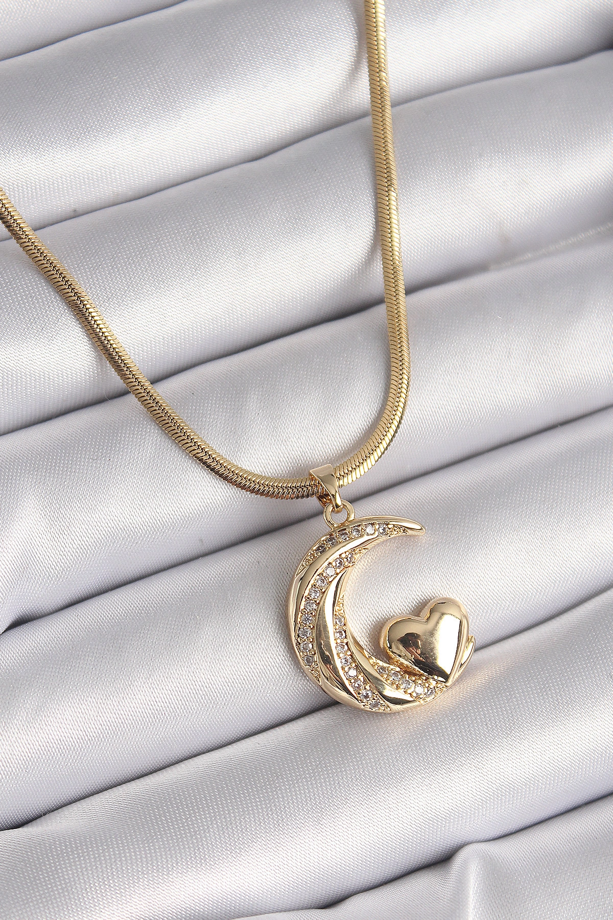316L Çelik Gold Renk Çelik İtalyan Zincir Zirkon Taşlı Halil Figür Kalp Detay Kadın Kolye-0