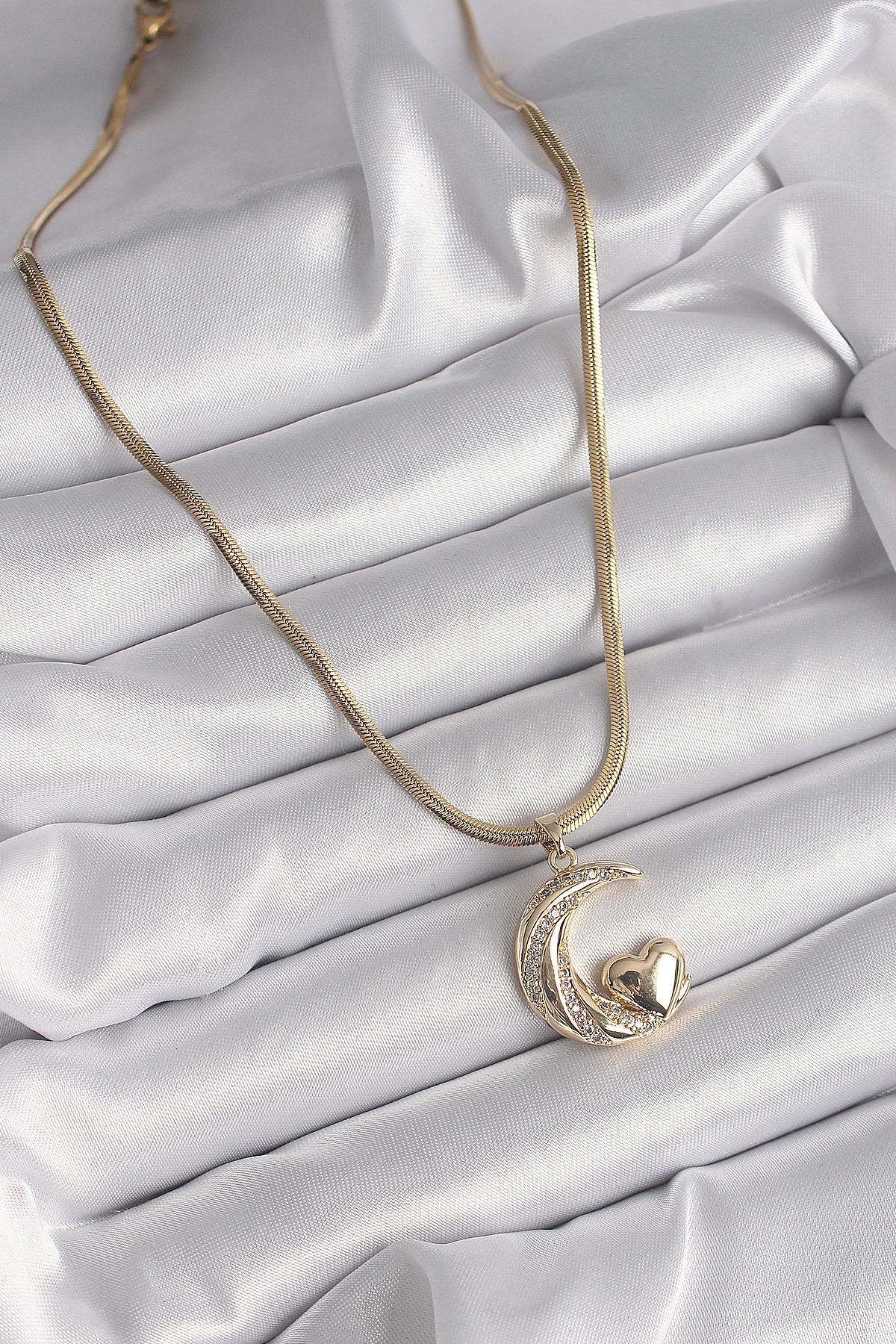 316L Çelik Gold Renk Çelik İtalyan Zincir Zirkon Taşlı Halil Figür Kalp Detay Kadın Kolye-1