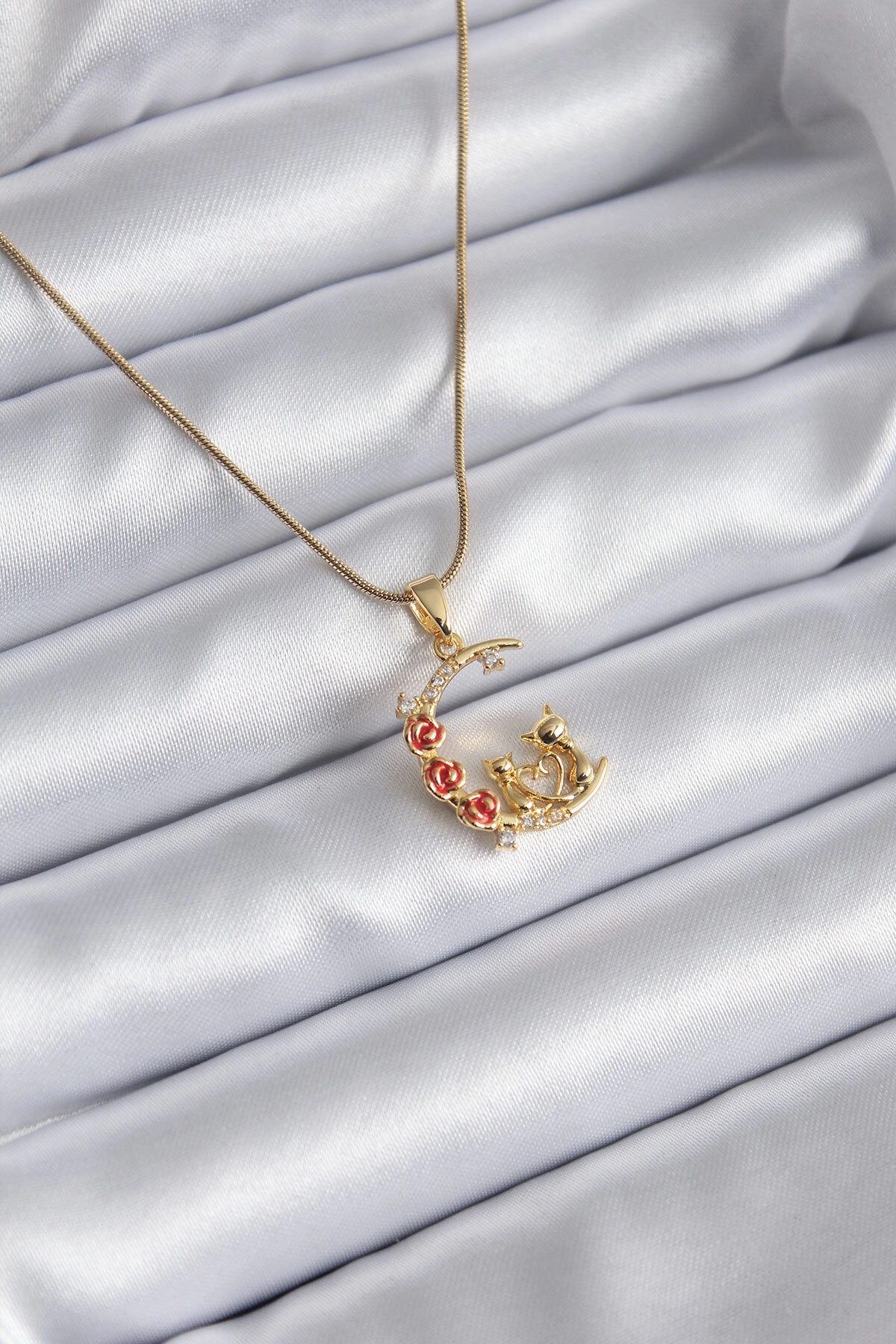 316L Çelik Gold Renk Hilal Kedi Model Zirkon Taşlı Detay Kadın Kolye-0