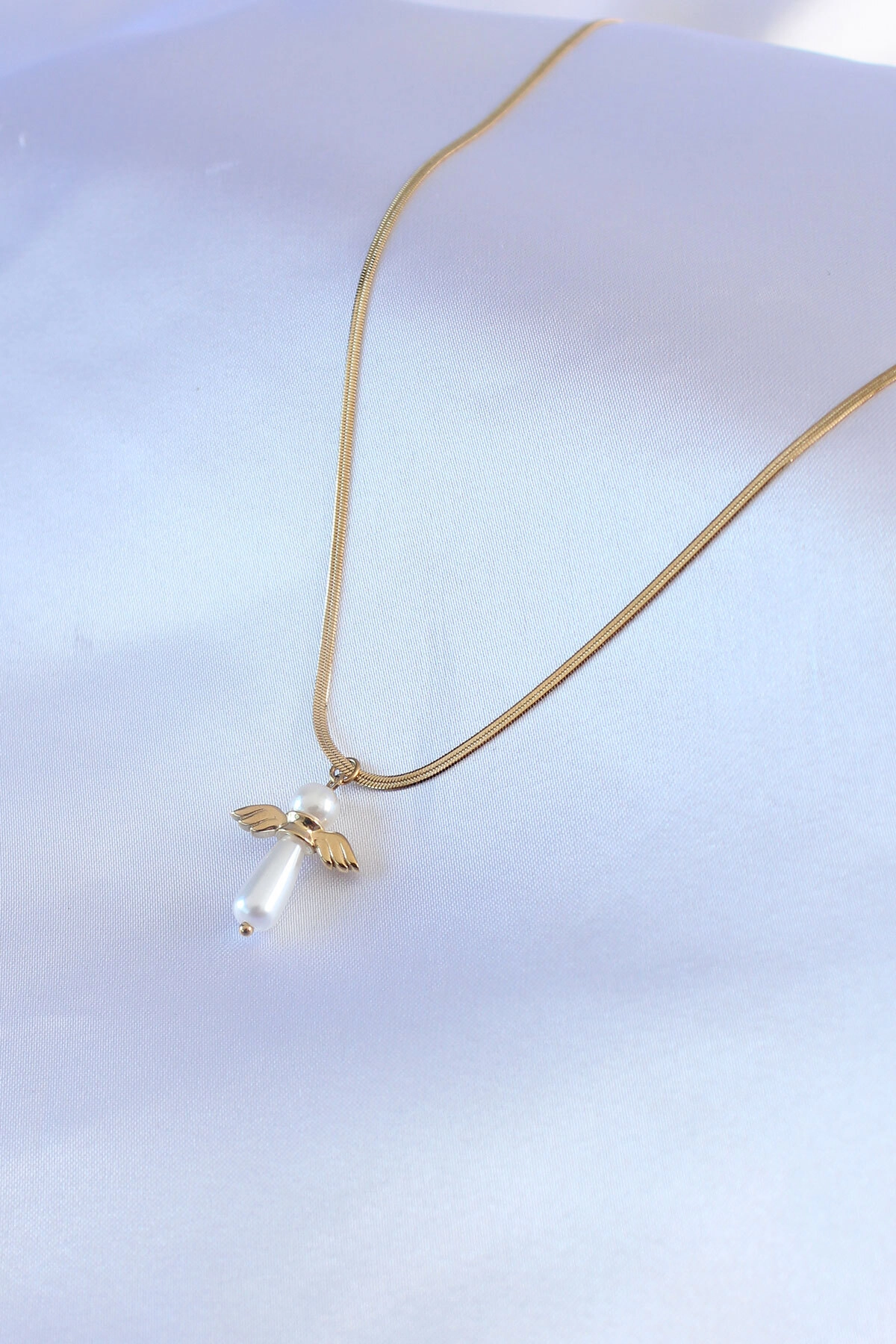 316L Çelik Gold Renk İtalyan Zincir Model Piyon Figür Kadın Kolye-1