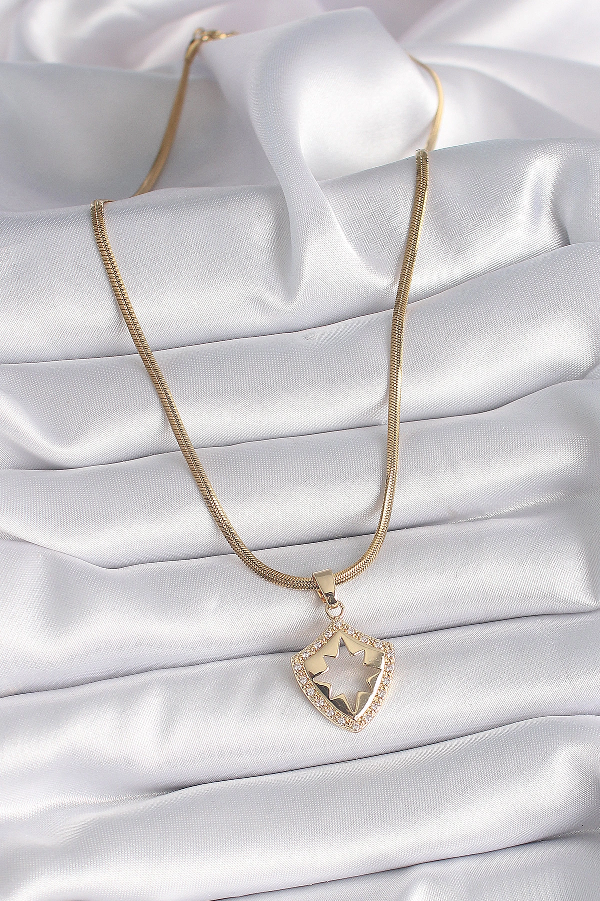 316L Çelik Gold Renk İtalyan Zincir Zirkon Taşlı Kutup Yıldız İşleme Kadın Kolye-1