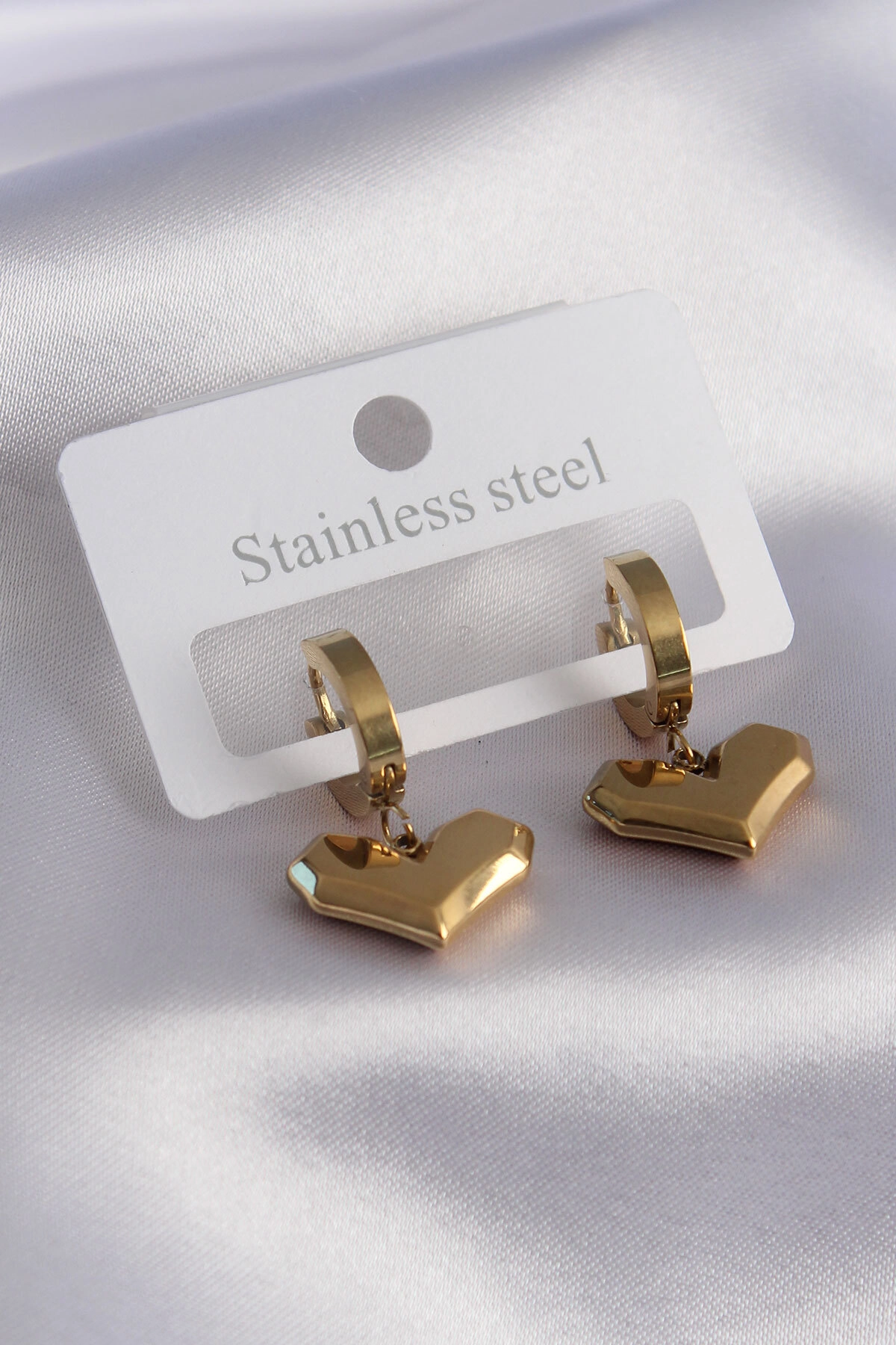 316L Çelik Gold Renk Kalp Model Kadın Küpe-0