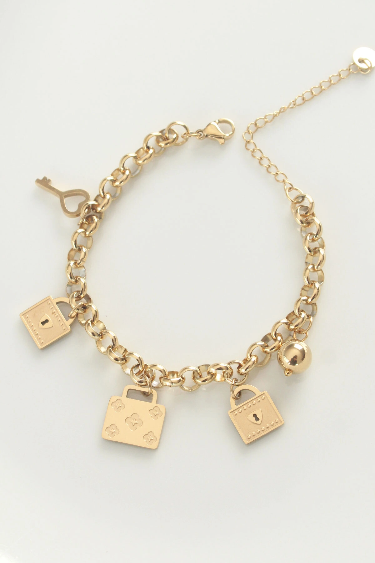 316L Çelik Gold Renk Karışık Aksesuarlı Oval Zincir Bileklik-0