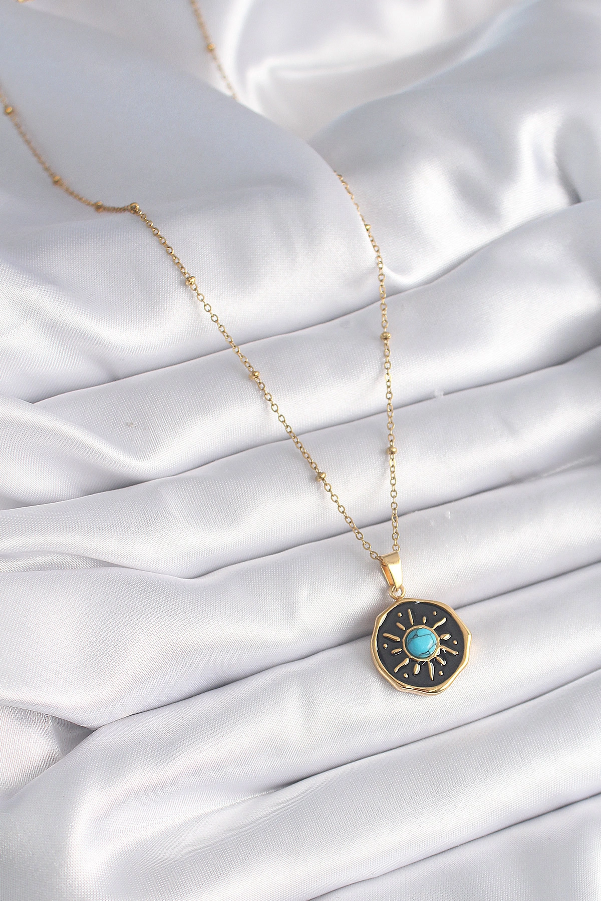 316L Çelik Gold Renk Mavi Boncuk Güneş İşleme Madalyon Model Kadın Kolye-1