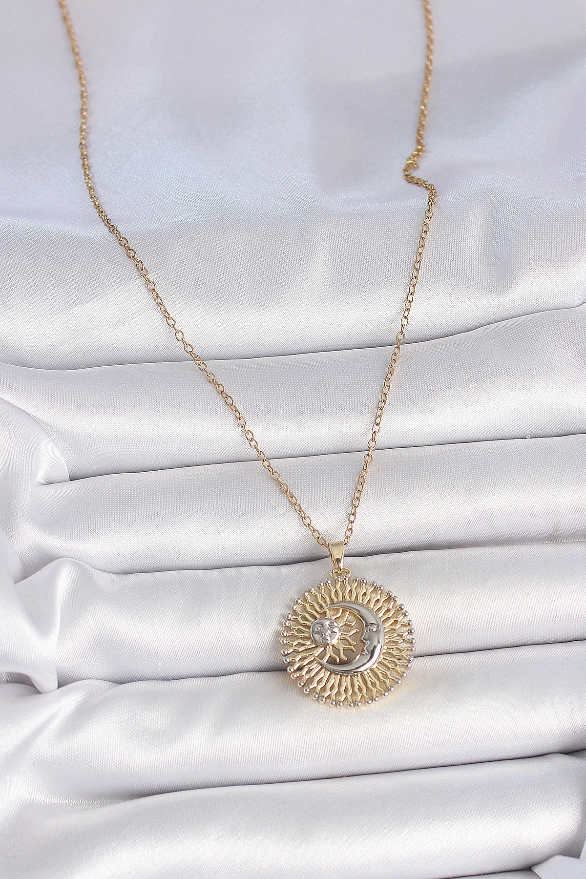 316L Çelik Gold Renk Mix Renk Ay Güneş Model Kadın Kolye-1