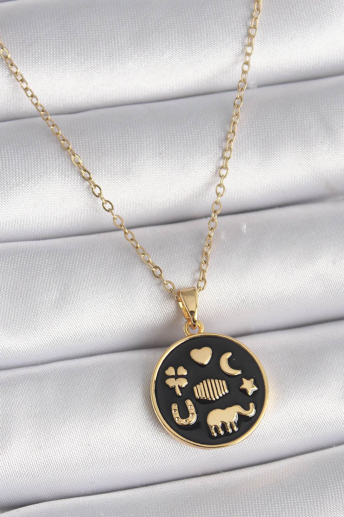 316L Çelik Gold Renk Siyah Şans Kolyesi-0