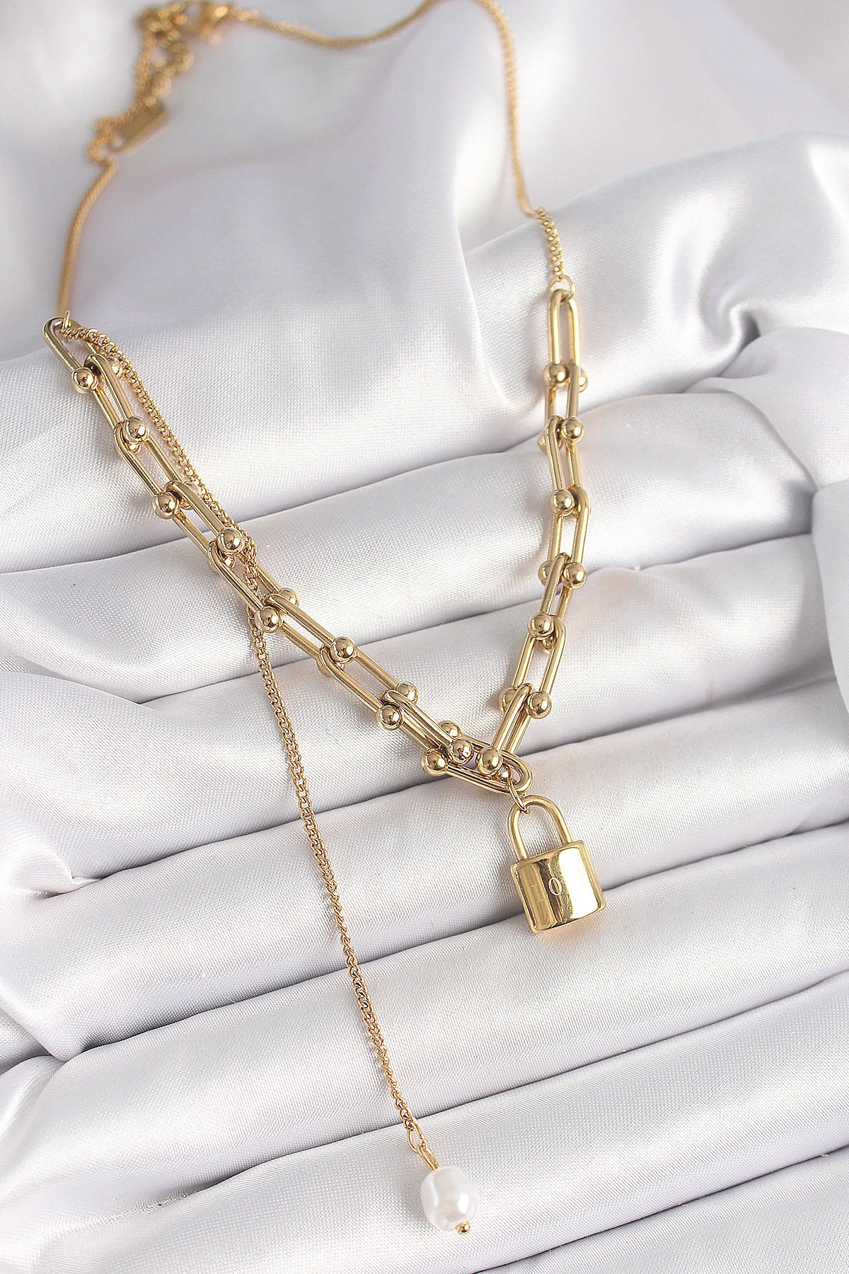 316L Çelik Gold Renk Tiffany Zincir Model Kilit Figür Sallantı İnci Detay Kadın Kolye-1