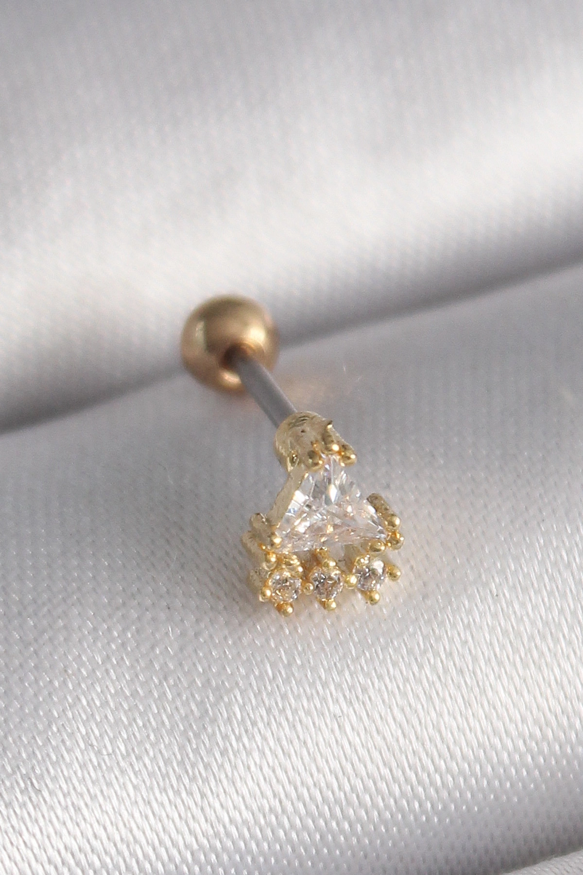 316L Çelik Gold Renk Üçgen Zirkon Taşlı Tragus Piercing-0