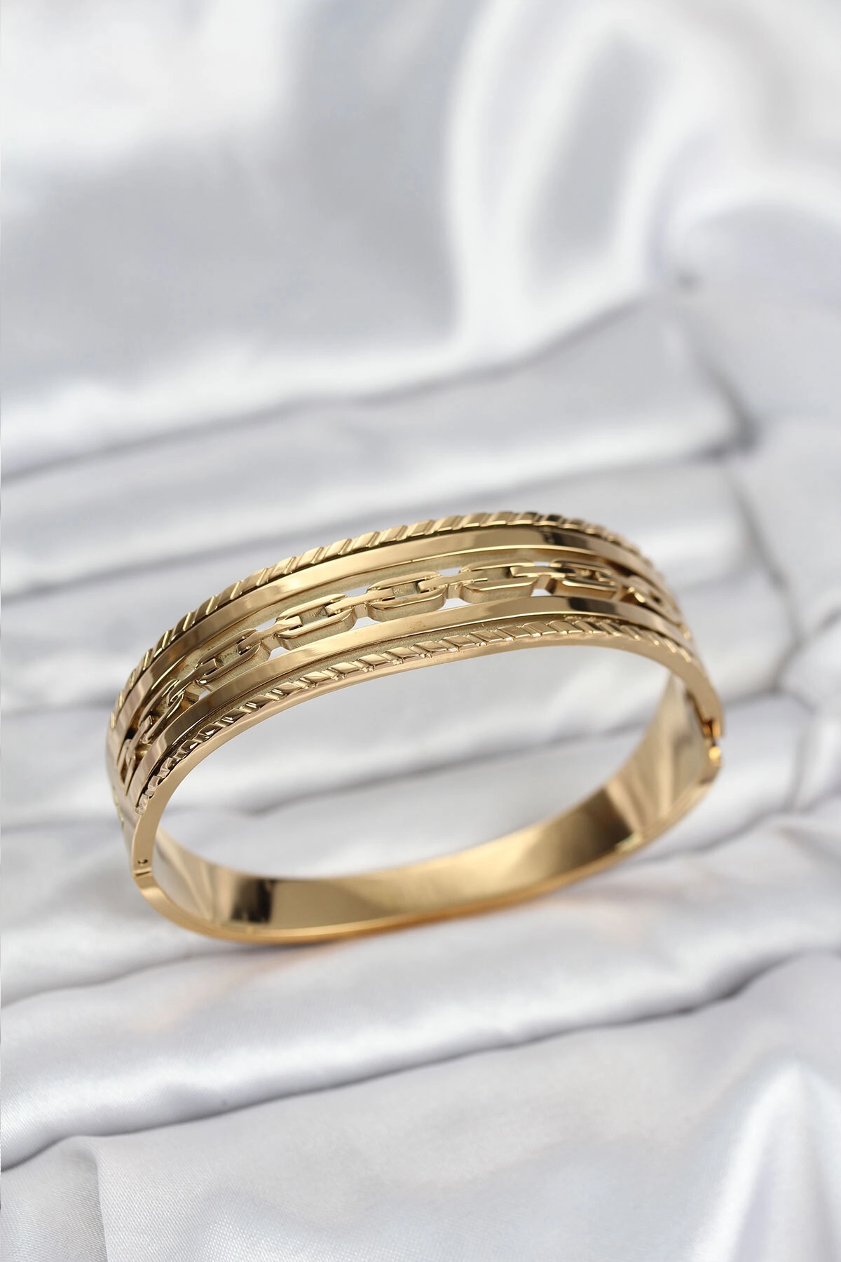 316L Çelik Gold Renk Vintage Model Kadın Kelepçe Bileklik-0