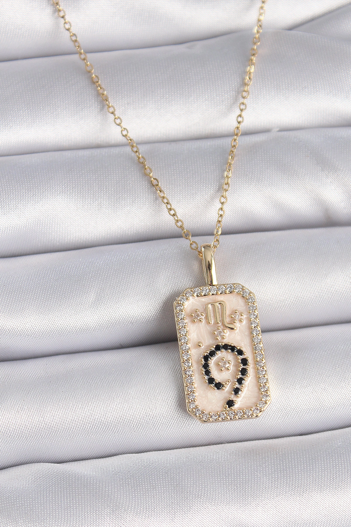 316L Çelik Gold Renk Zincir Akrep Burcu Zirkon Taşlı Kadın Kolye-0