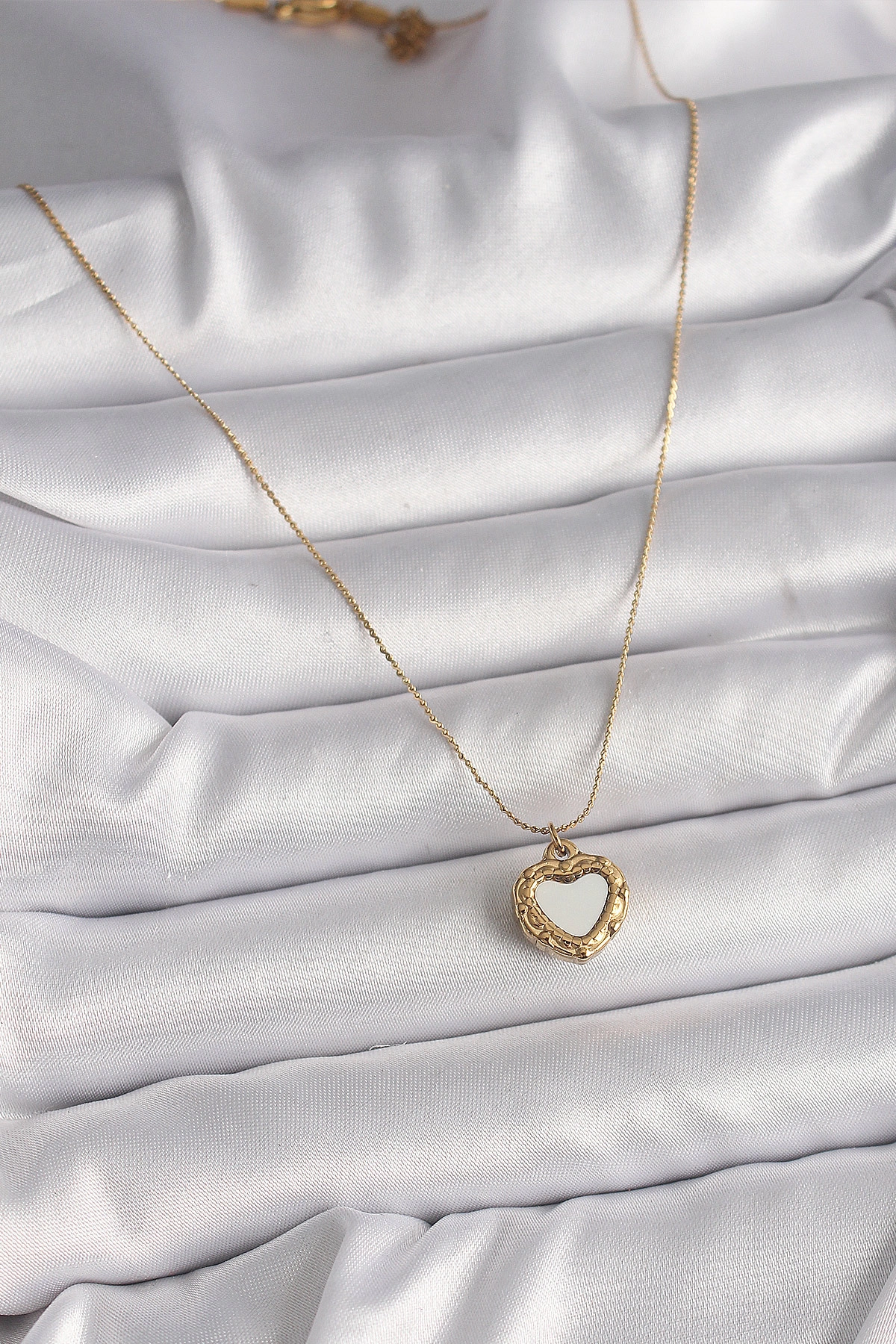 316l Çelik Gold Renk Zincir Kalp Model Kadın Kolye-1