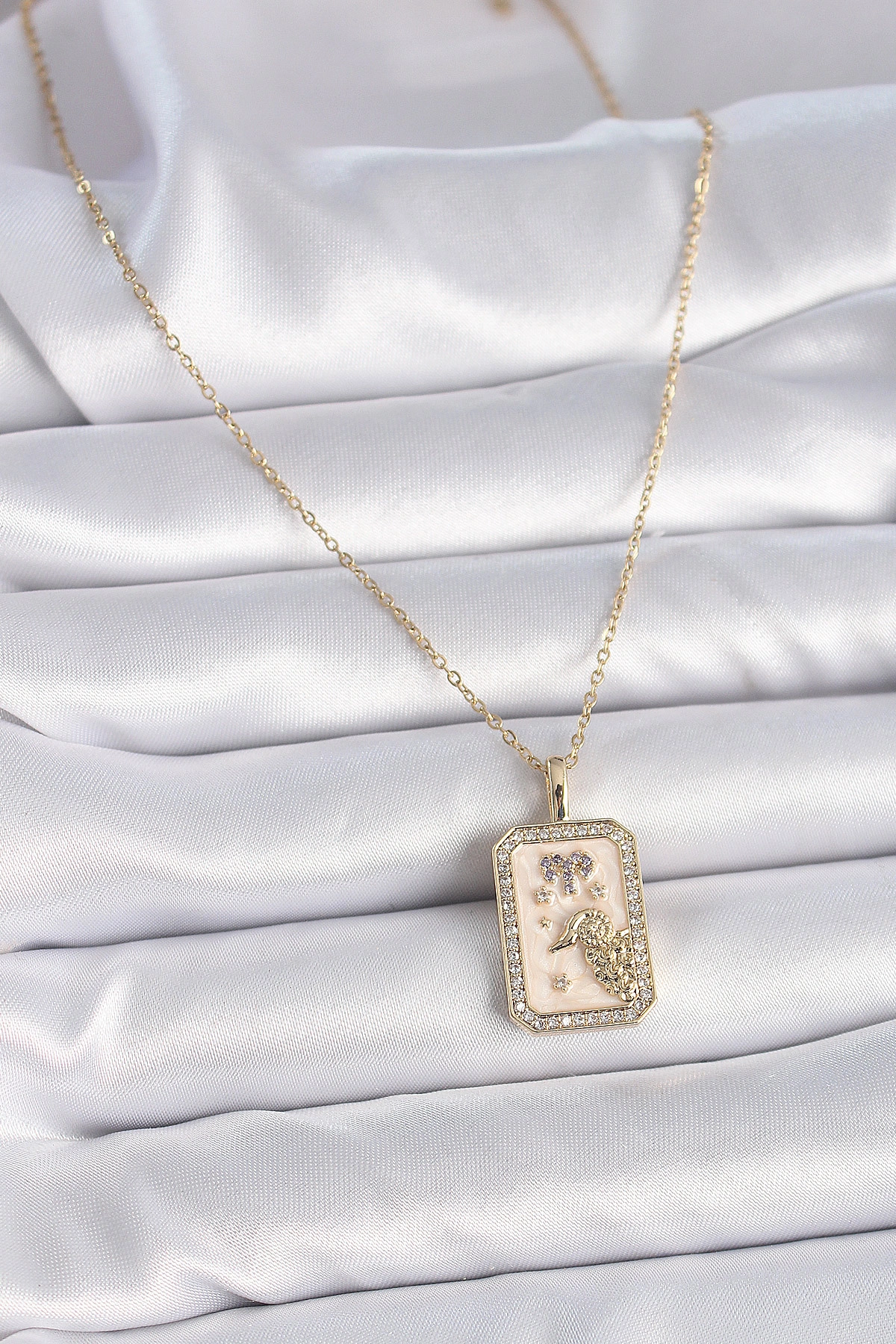 316L Çelik Gold Renk Zincir Koç Burcu Zirkon Taşlı Kadın Kolye-1