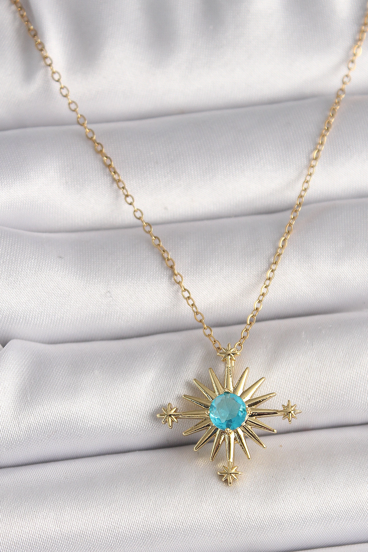 316L Çelik Gold Renk Zincir Mavi Taş Detaylı Kuzey Yıldız Model Kadın Kolye-0