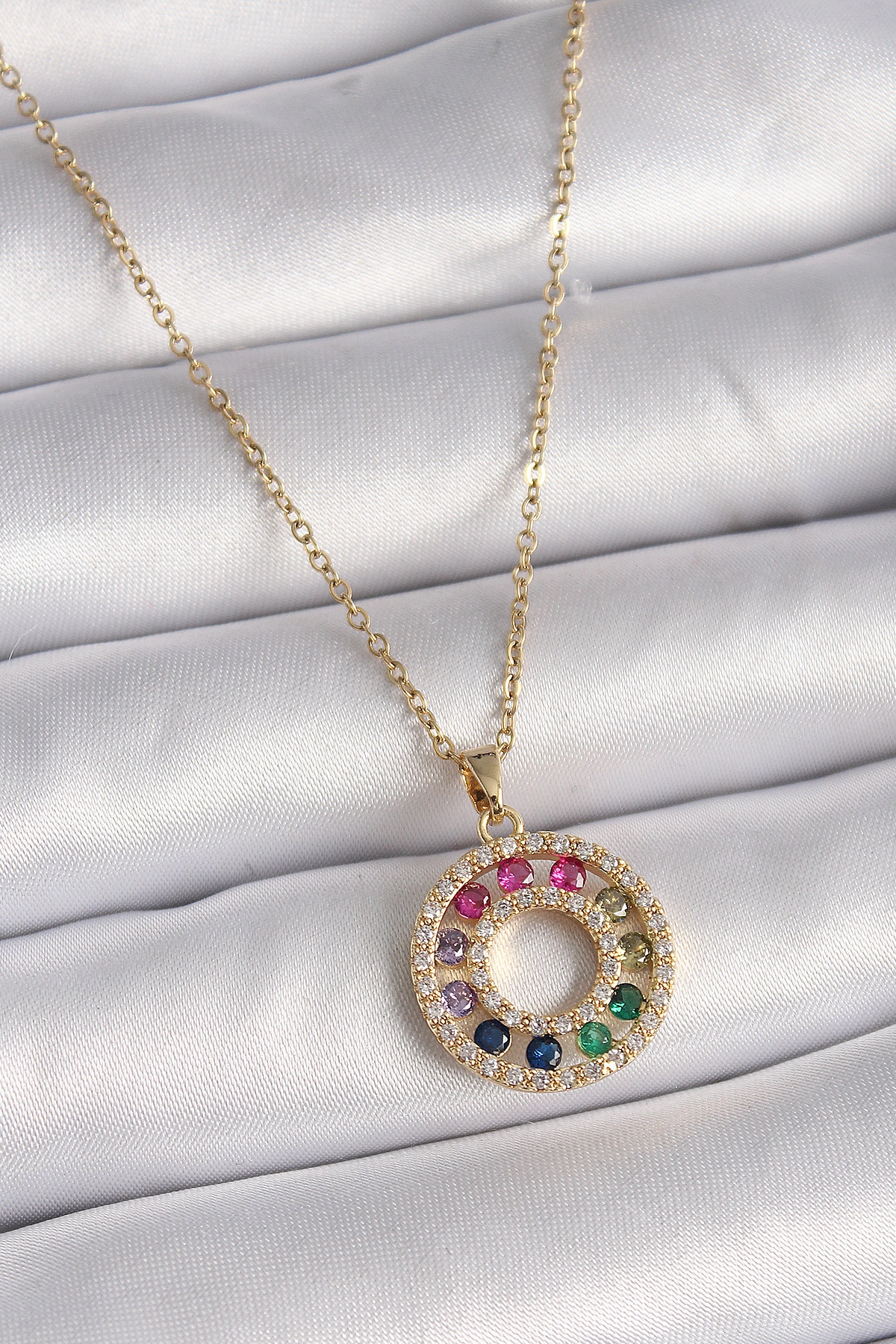 316L Çelik Gold Renk Zincir Renkli Zirkon Taşlı Madalyon Model Kadın Kolye-0