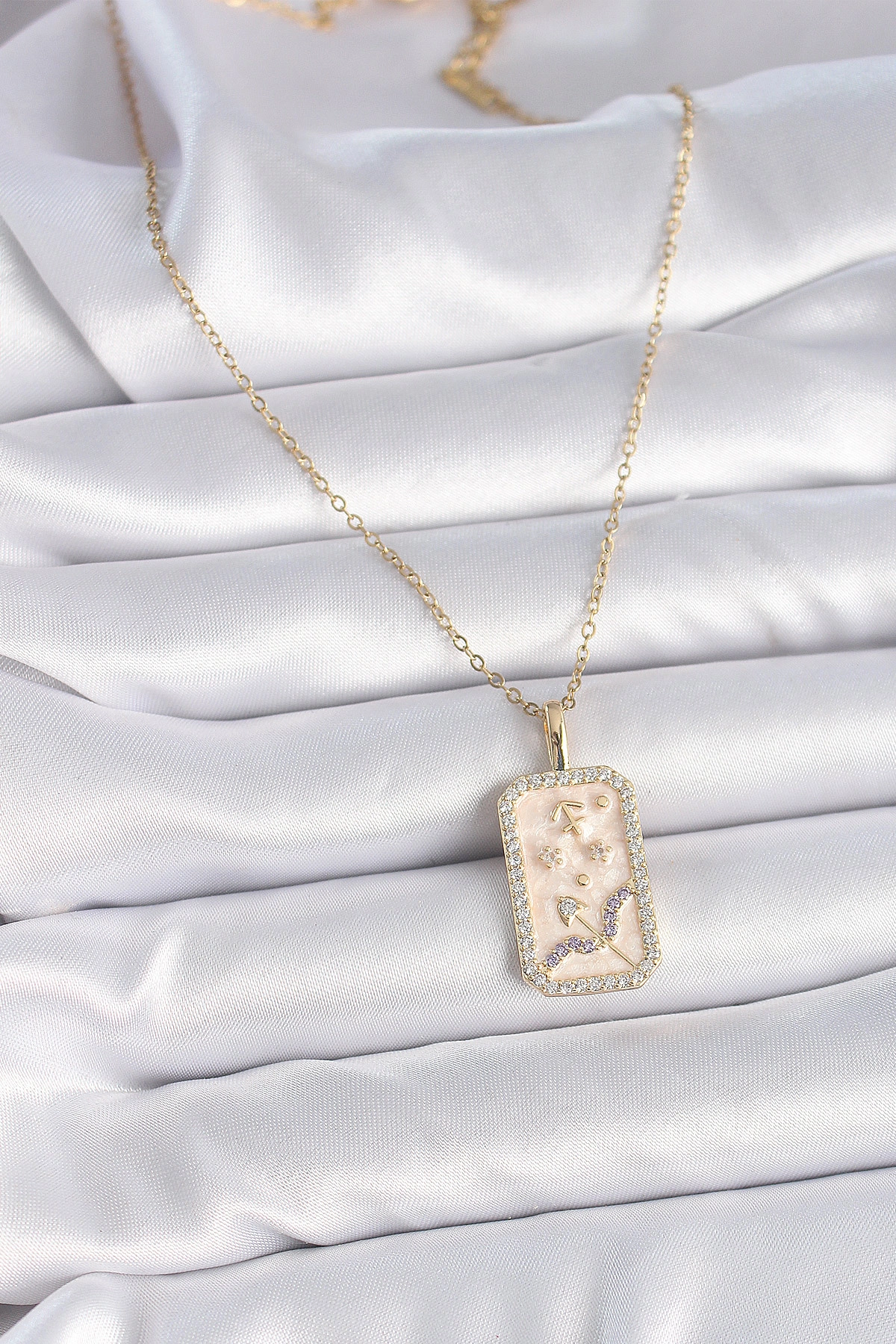 316L Çelik Gold Renk Zincir Yay Burcu Zirkon Taşlı Kadın Kolye-1