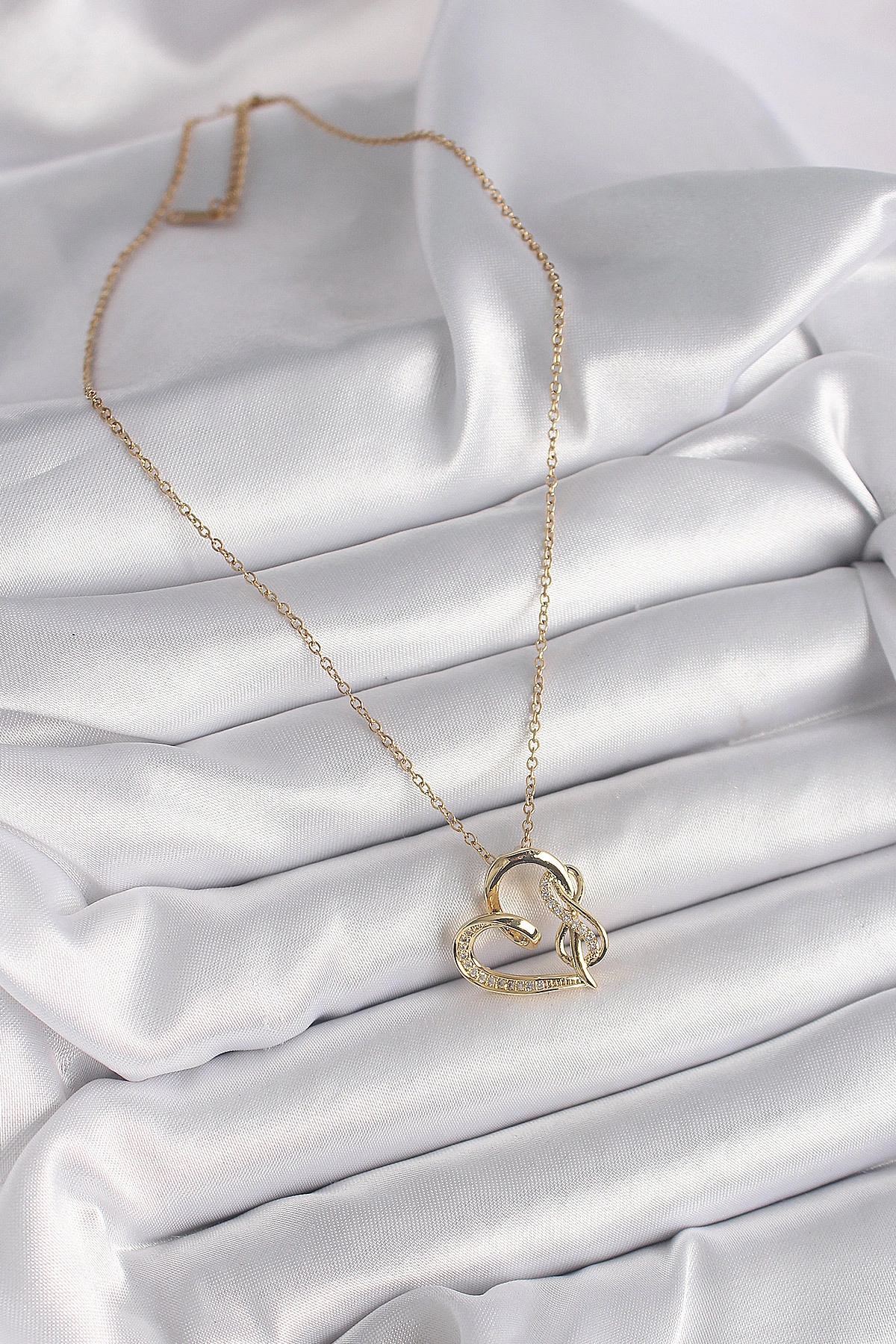 316L Çelik Gold Renk Zincir Zirkon Taş Detaylı Kalp Model Sonsuzluk Detay Kadın Kolye-1