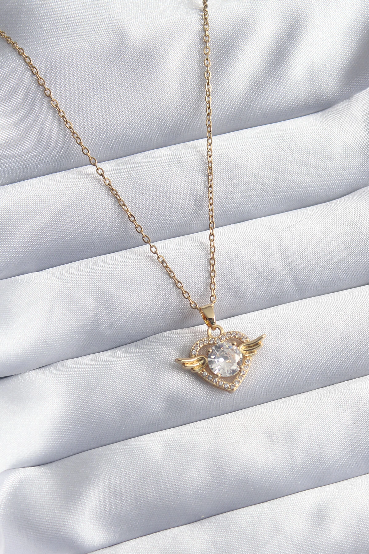 316L Çelik Gold Renk Zincir Zirkon Taşlı Kalp Model Kadın Kolye-0