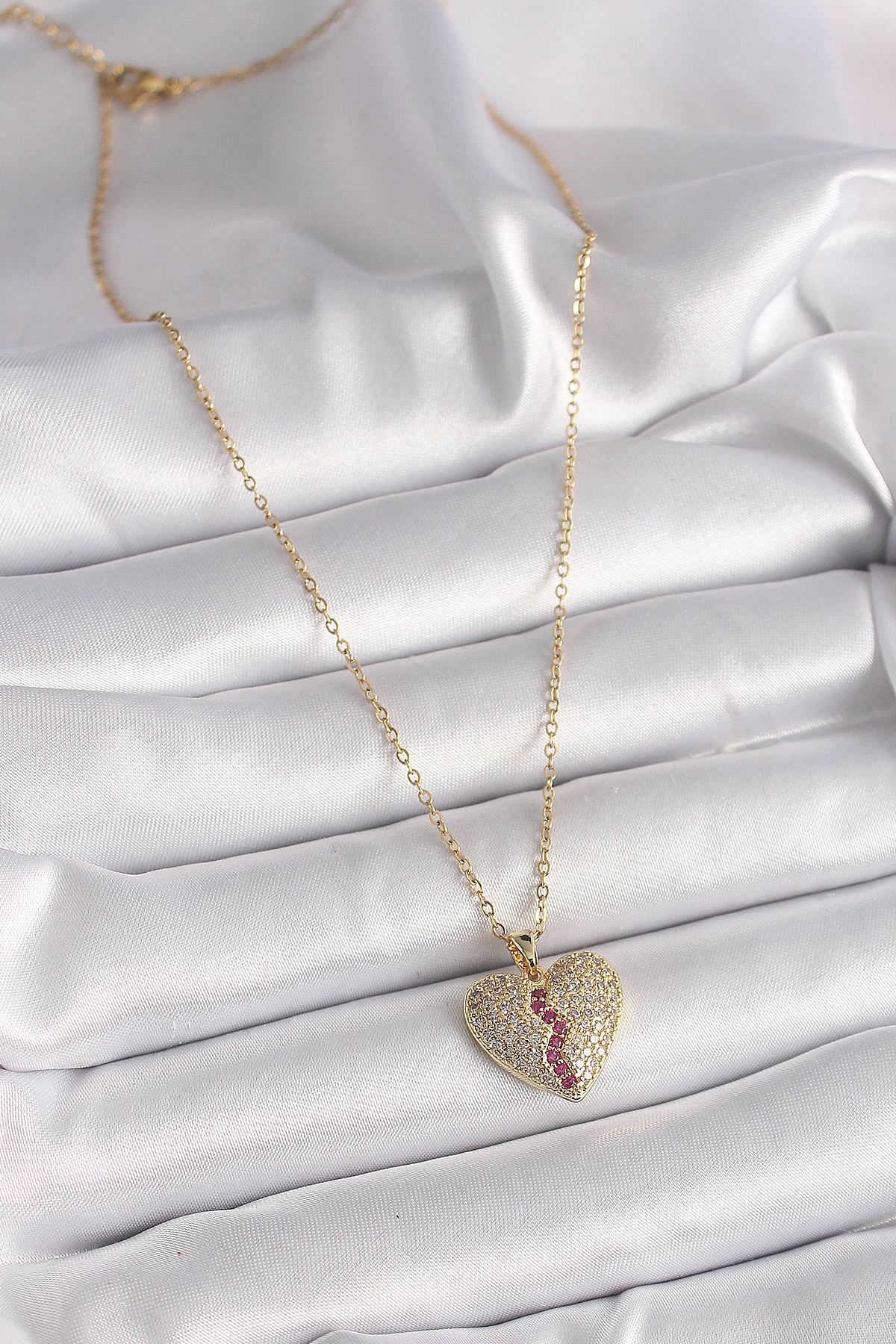 316L Çelik Gold Renk Zincir Zirkon Taşlı Kalp Model Kadın Kolye-1