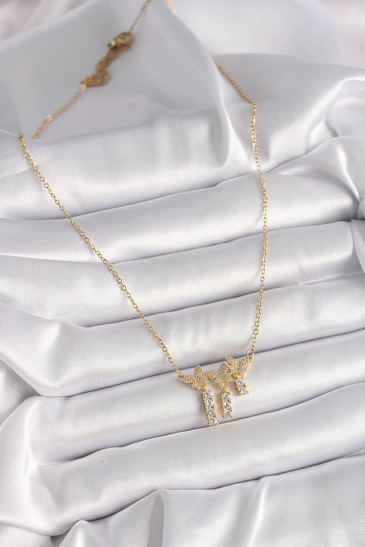 316L Çelik Gold Renk Zincir Zirkon Taşlı Kelebek Model Sallantı Detay Kadın Kolye-1