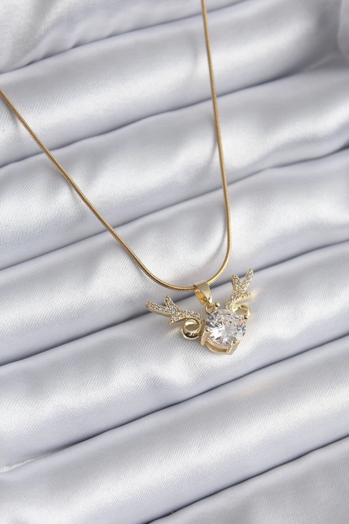 316L Çelik Gold Renk Zirkon Taşlı Boynuz Model Kadın Kolye-0