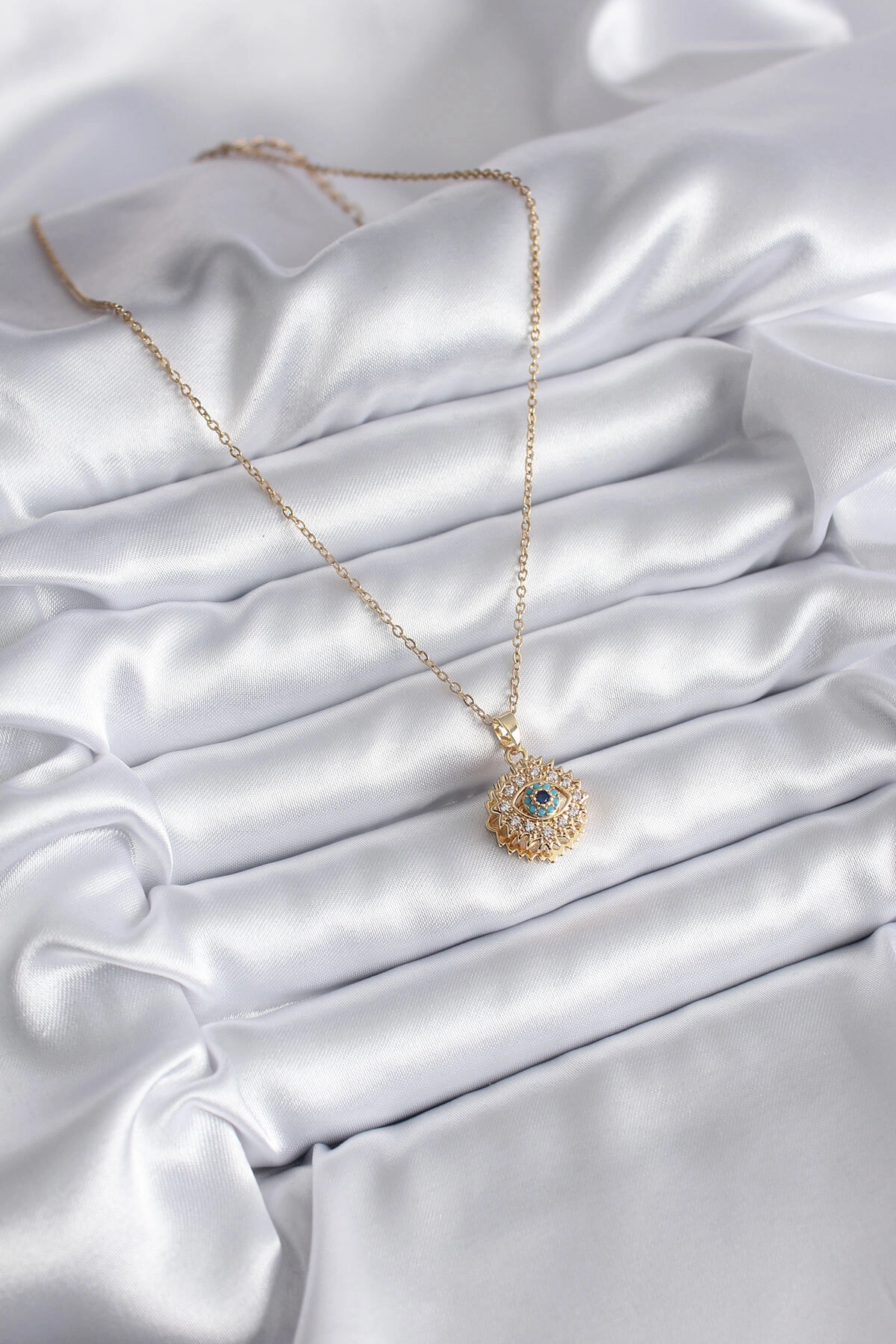 316L Çelik Gold Renk Zirkon Taşlı Göz Model Kadın Kolye-1