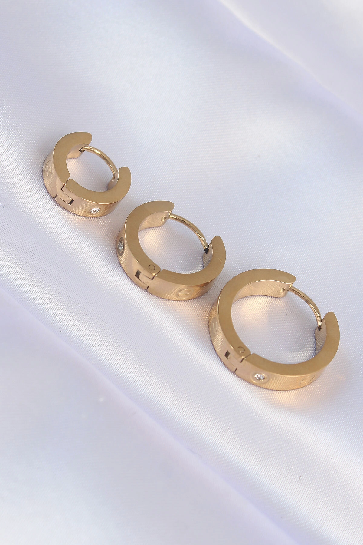 316L Çelik Gold Renk Zirkon Taşlı Model 3lü Halka Küpe-0