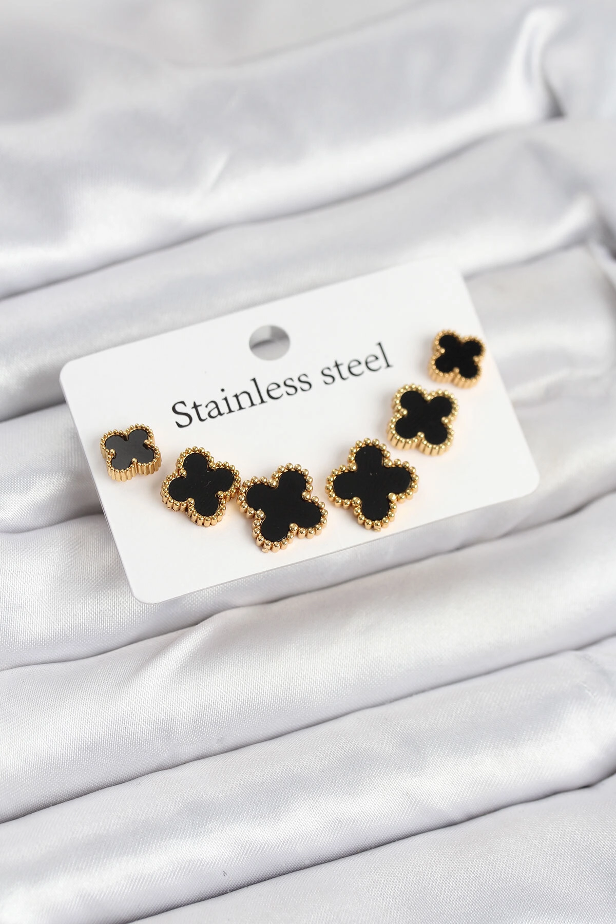 316L Çelik Gold Siyah Renk 3 Boy Yonca Küpe Seti-0