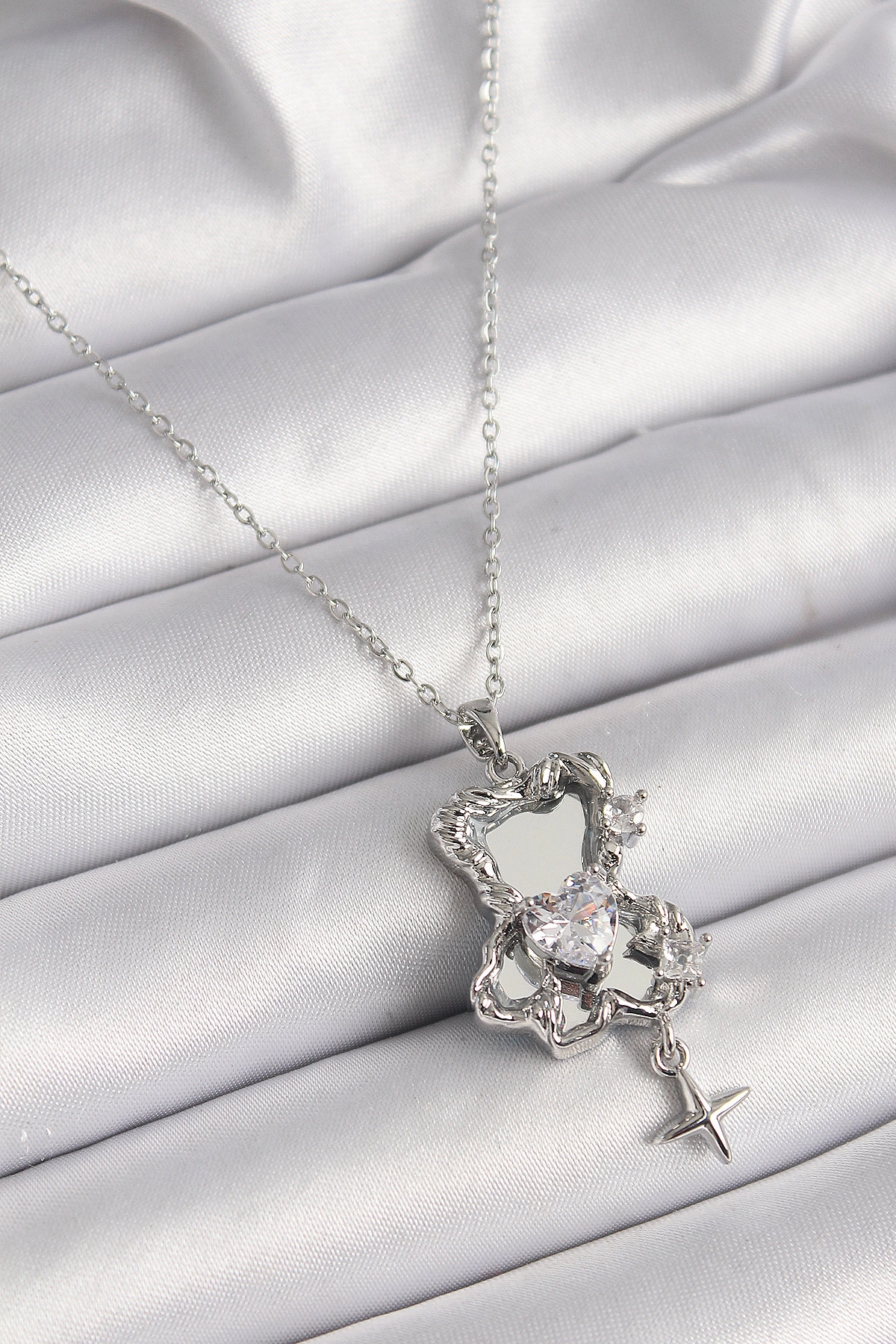 316L Çelik Gümüş Renk Ayna Ayıcık Model Zirkon Taşlı Kalp Detay Kadın Kolye-0