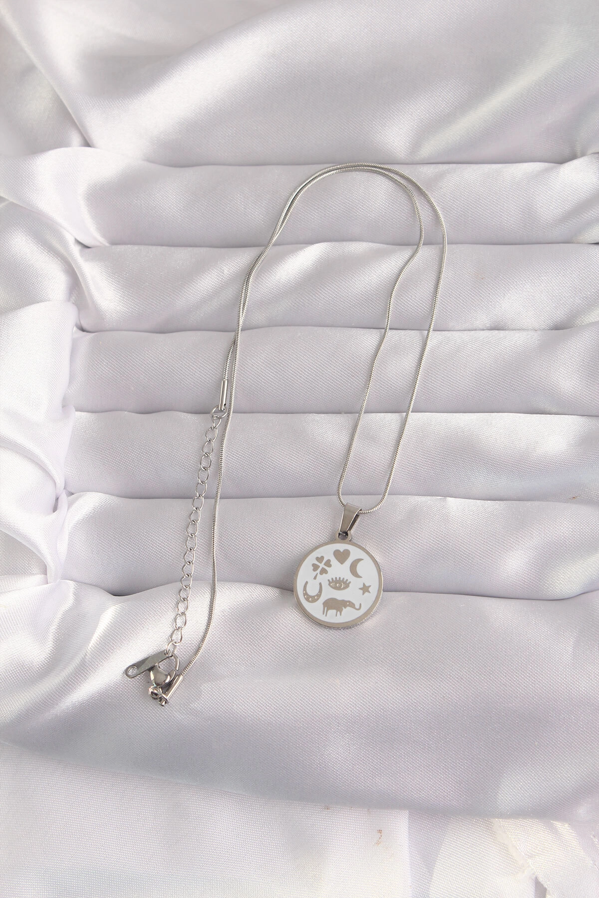 316L Çelik Gümüş Renk Beyaz Mineli Karışık Figürlü Tarot Kolye-1