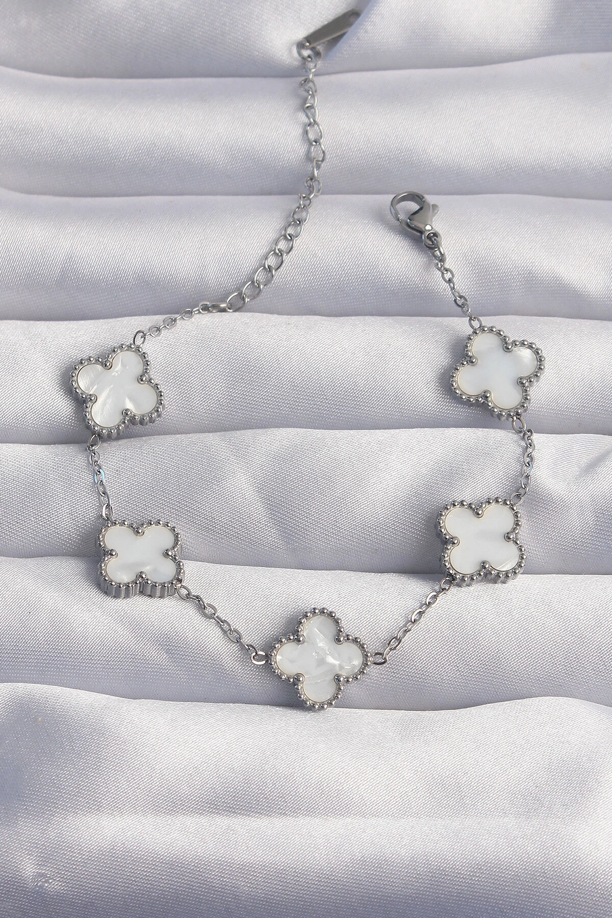 316L Çelik Gümüş Renk Beyaz Sedefli Yonca Bileklik-0