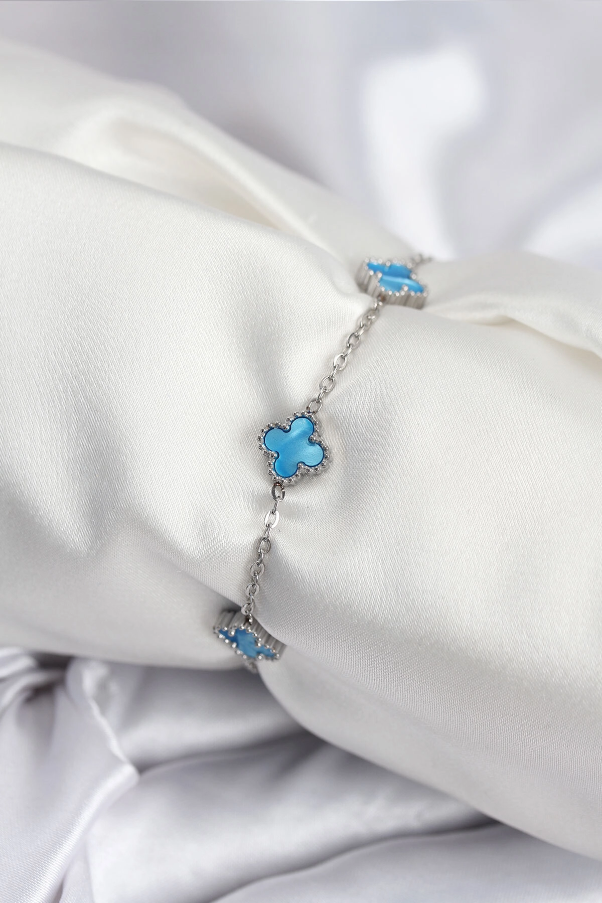 316L Çelik Gümüş Renk Buz Mavisi Baby Boy Yonca Kadın Bileklik-0