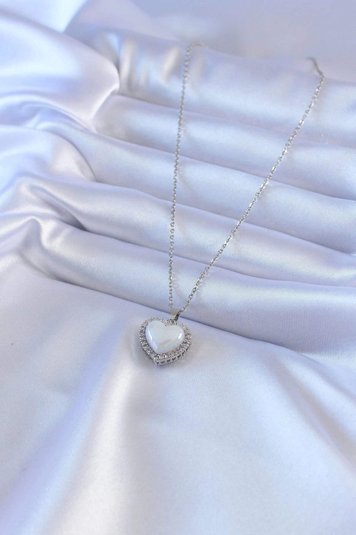 316L Çelik Gümüş Renk İncili Kalp Model Zirkon Taşlı Kadın Kolye-1