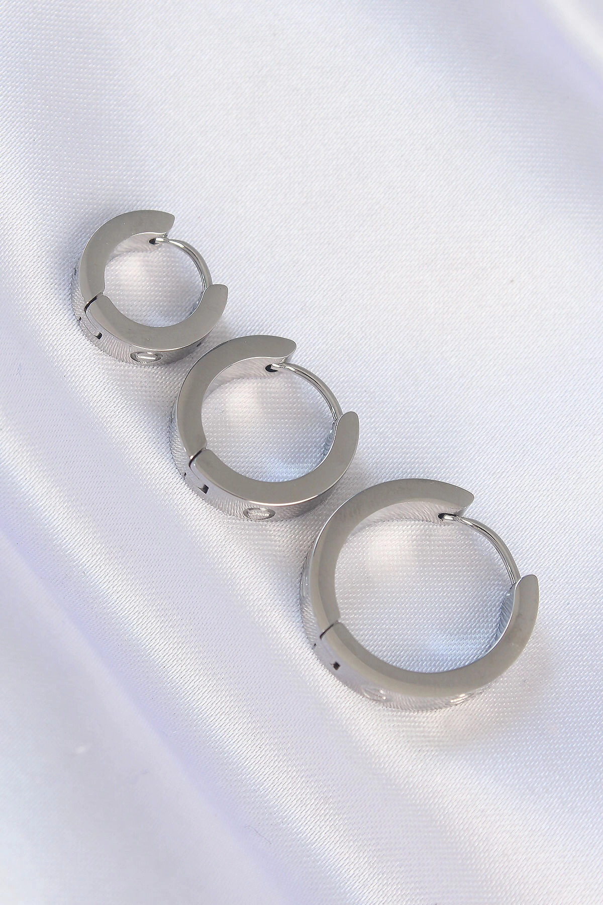 316L Çelik Gümüş Renk Model 3lü Halka Küpe-1