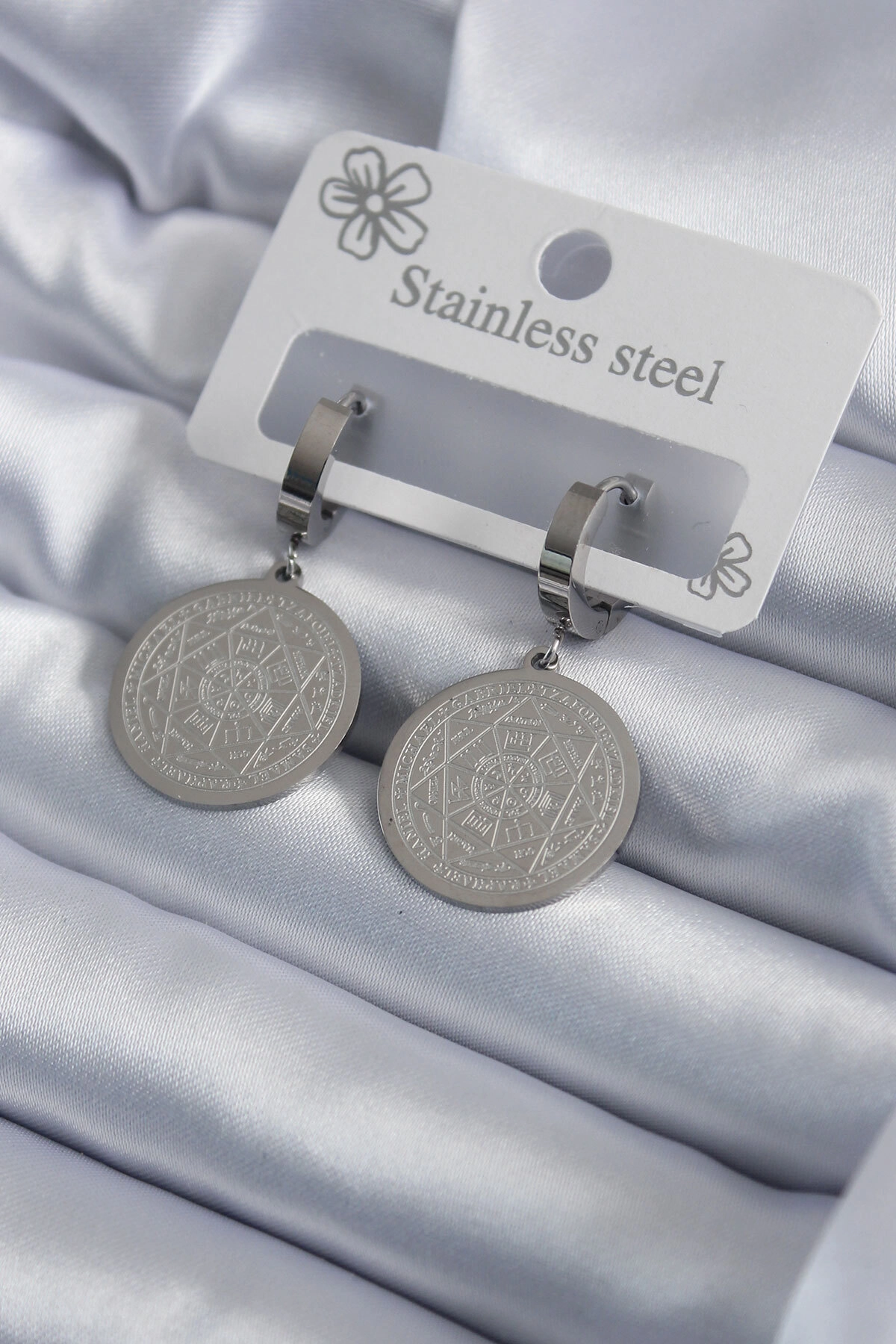 316L Çelik Gümüş Renk Pentagram Yıldızı İşleme Kadın Küpe-0