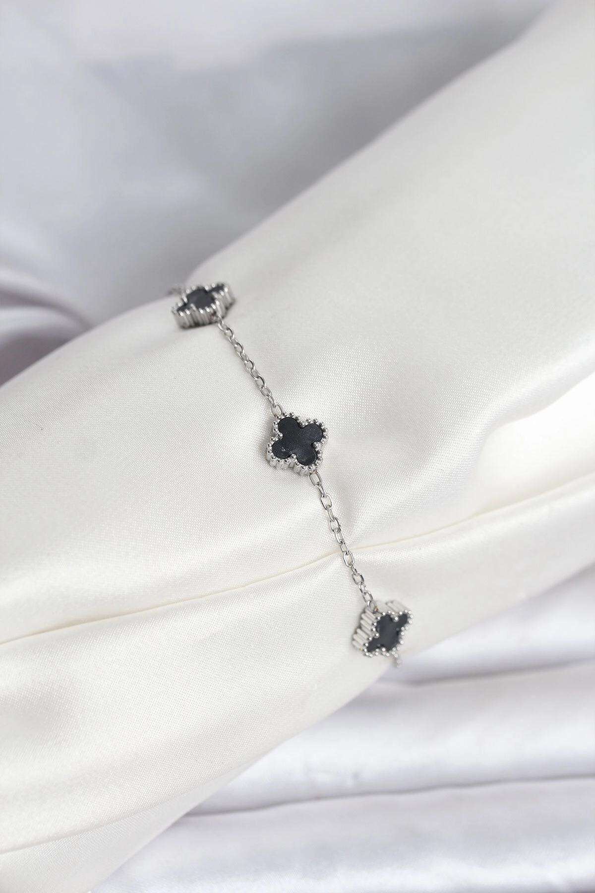 316L Çelik Gümüş Renk Siyah Baby Boy Yonca Bileklik-0