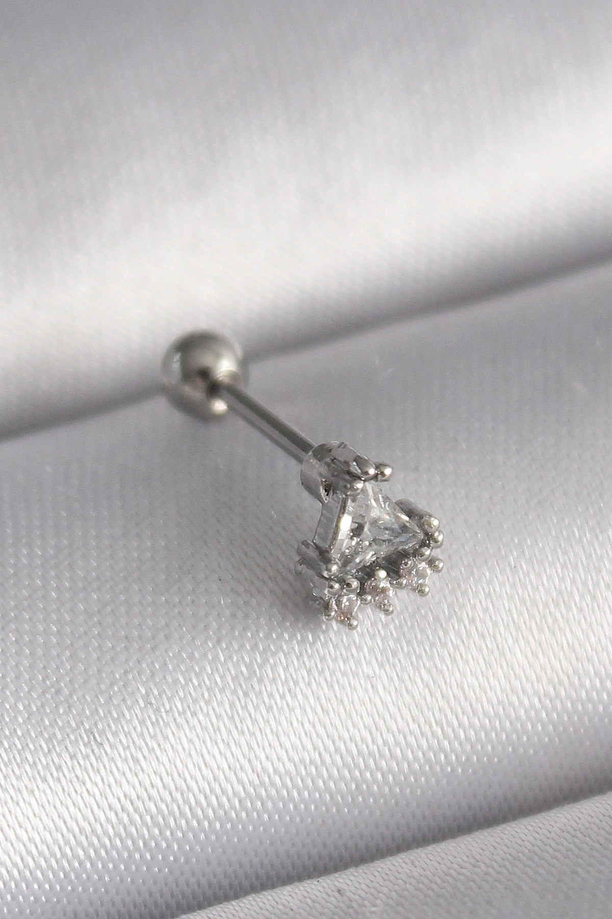 316L Çelik Gümüş Renk Üçgen Zirkon Taşlı Tragus Piercing-0