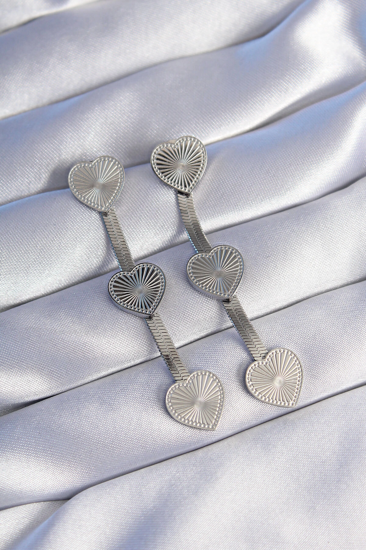 316L Çelik Gümüş Renk Uzun İtalyan Zincir Detaylı Kalp Küpe-0