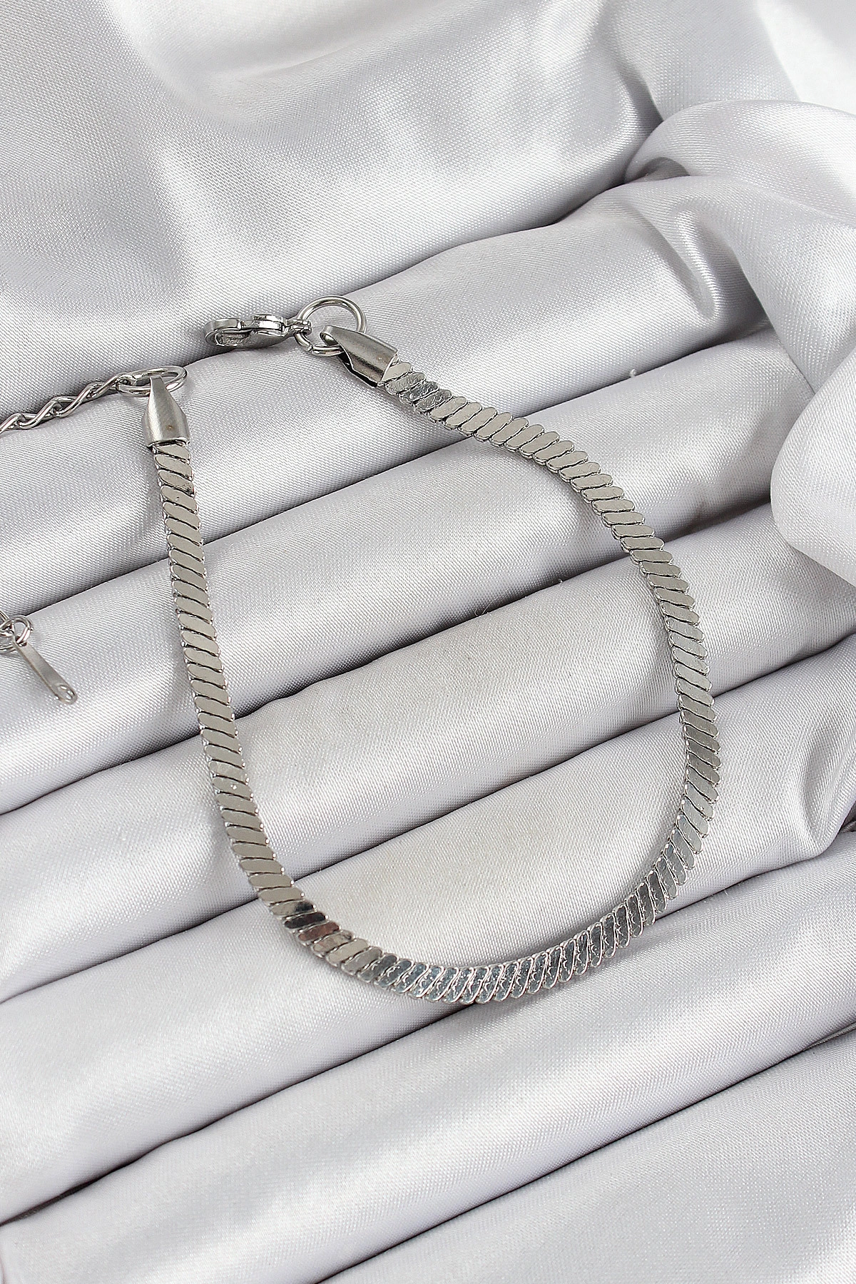 316L Çelik Gümüş Renk Yassı Zincir Model Kadın Bileklik-1