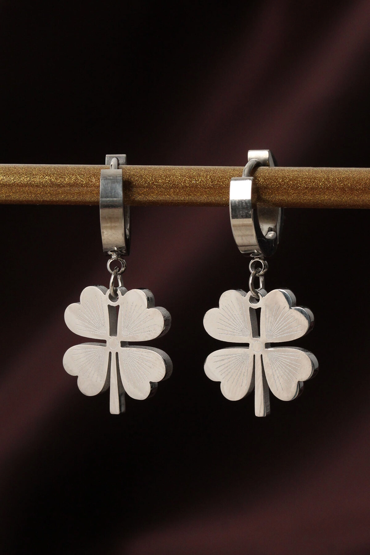 316L Çelik Gümüş Renk Yonca Küpe-0