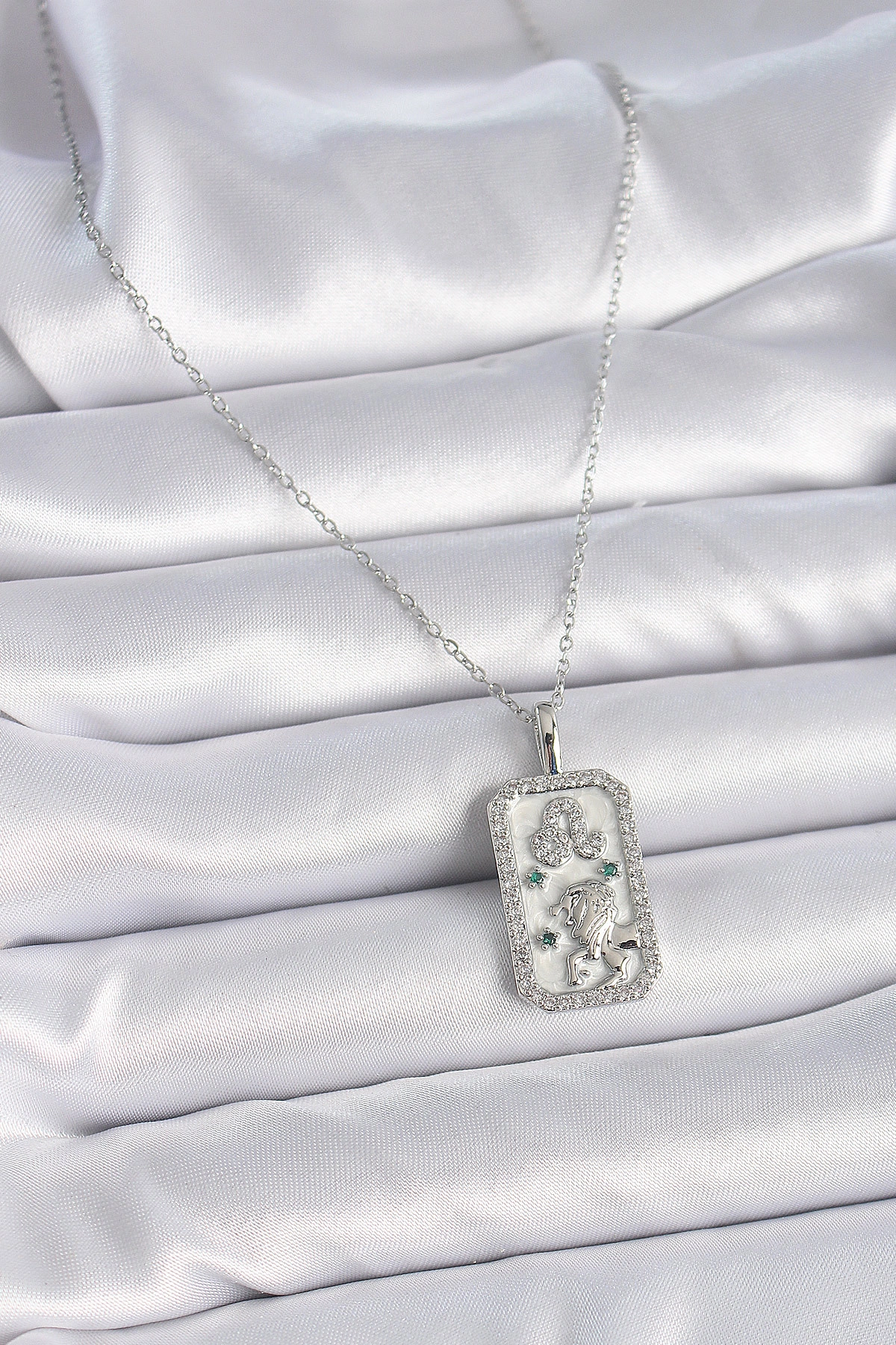 316L Çelik Gümüş Renk Zincir Aslan Burcu Zirkon Taşlı Kadın Kolye-1