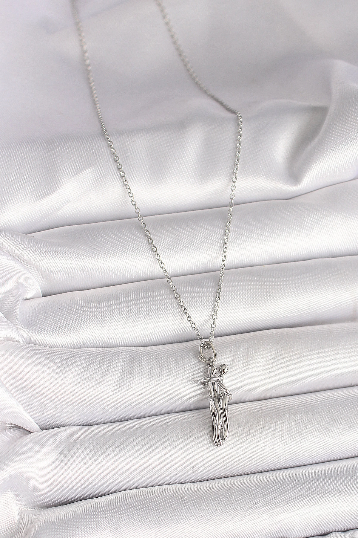 316L Çelik Gümüş Renk Zincir Sarılma Model Kadın Kolye-1