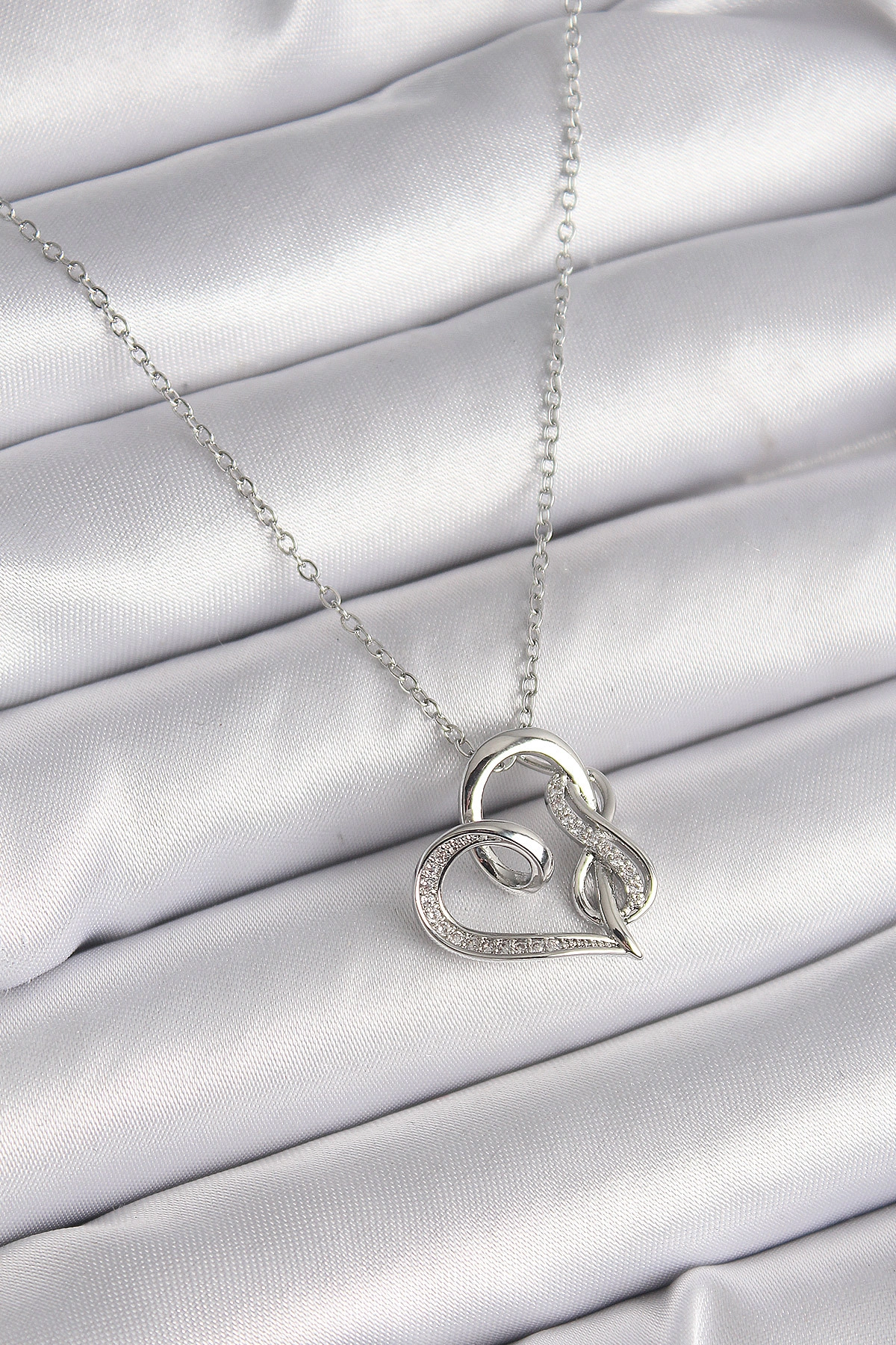 316L Çelik Gümüş Renk Zincir Zirkon Taş Detaylı Kalp Model Sonsuzluk Detay Kadın Kolye-0