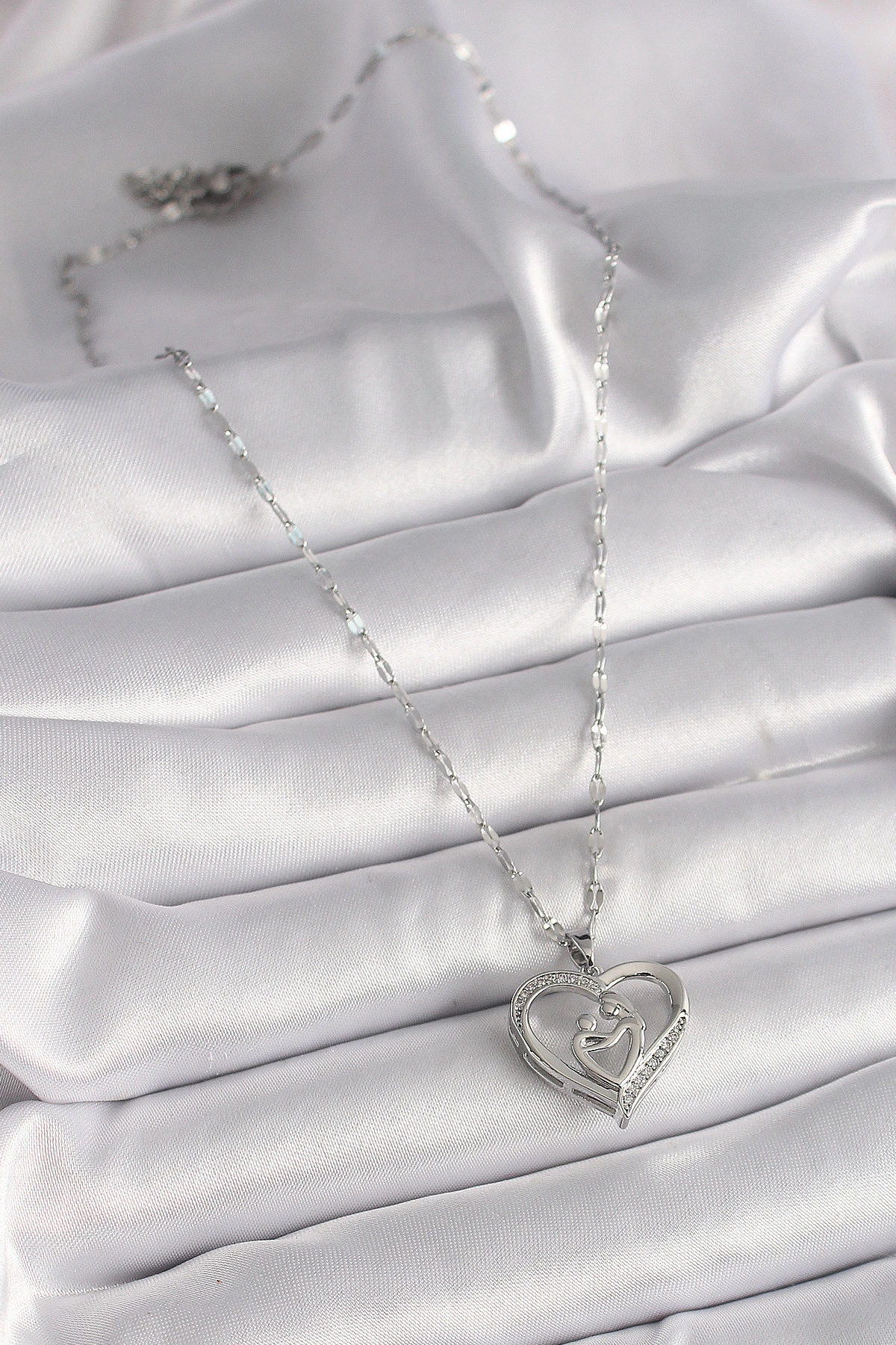 316L Çelik Gümüş Renk Zincir Zirkon Taşlı Kalp Anne Çocuk Figür Kadın Kolye-1