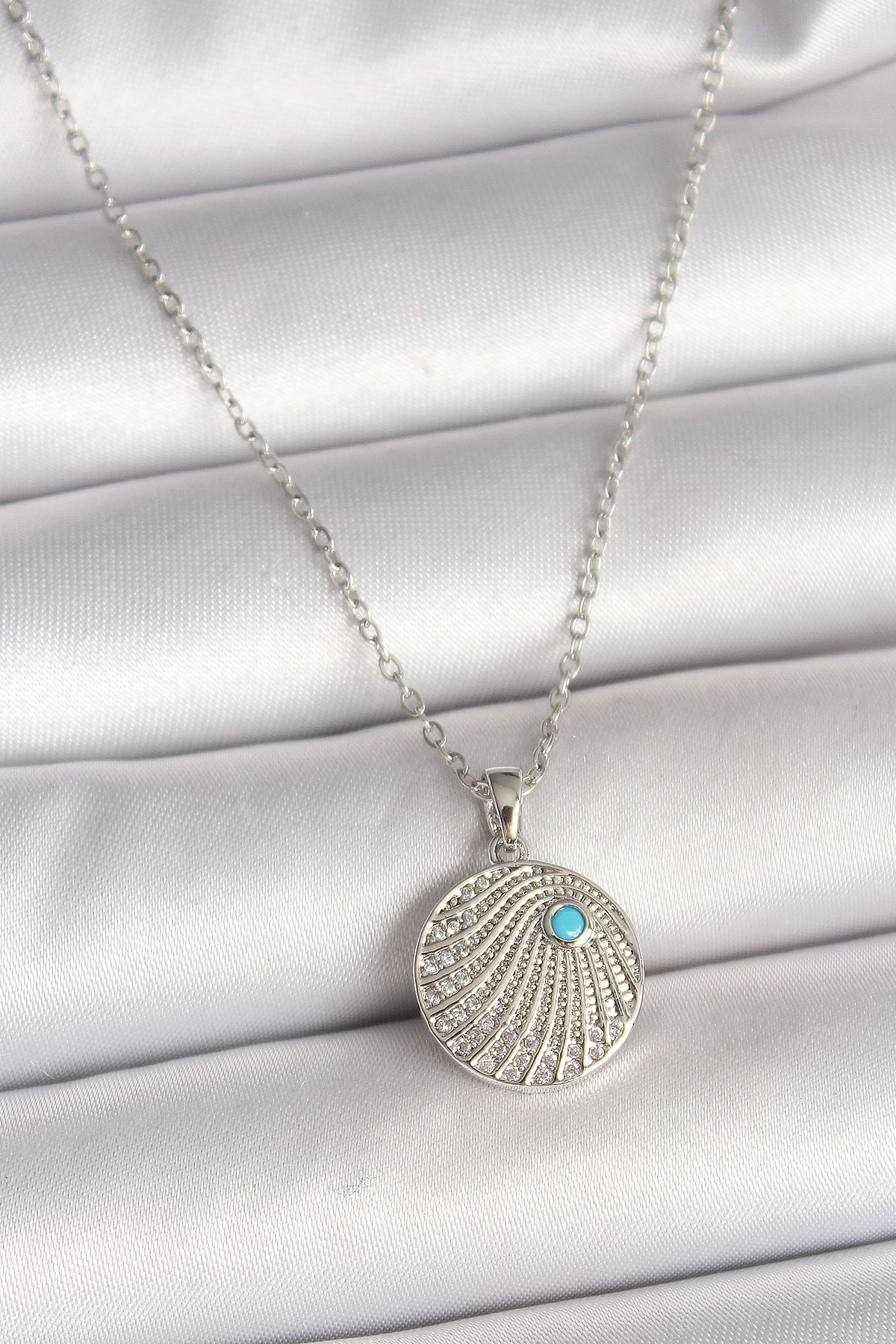 316L Çelik Gümüş Renk Zincir Zirkon Taşlı Mavi Taş Detaylı Madalyon Model Kadın Kolye-0